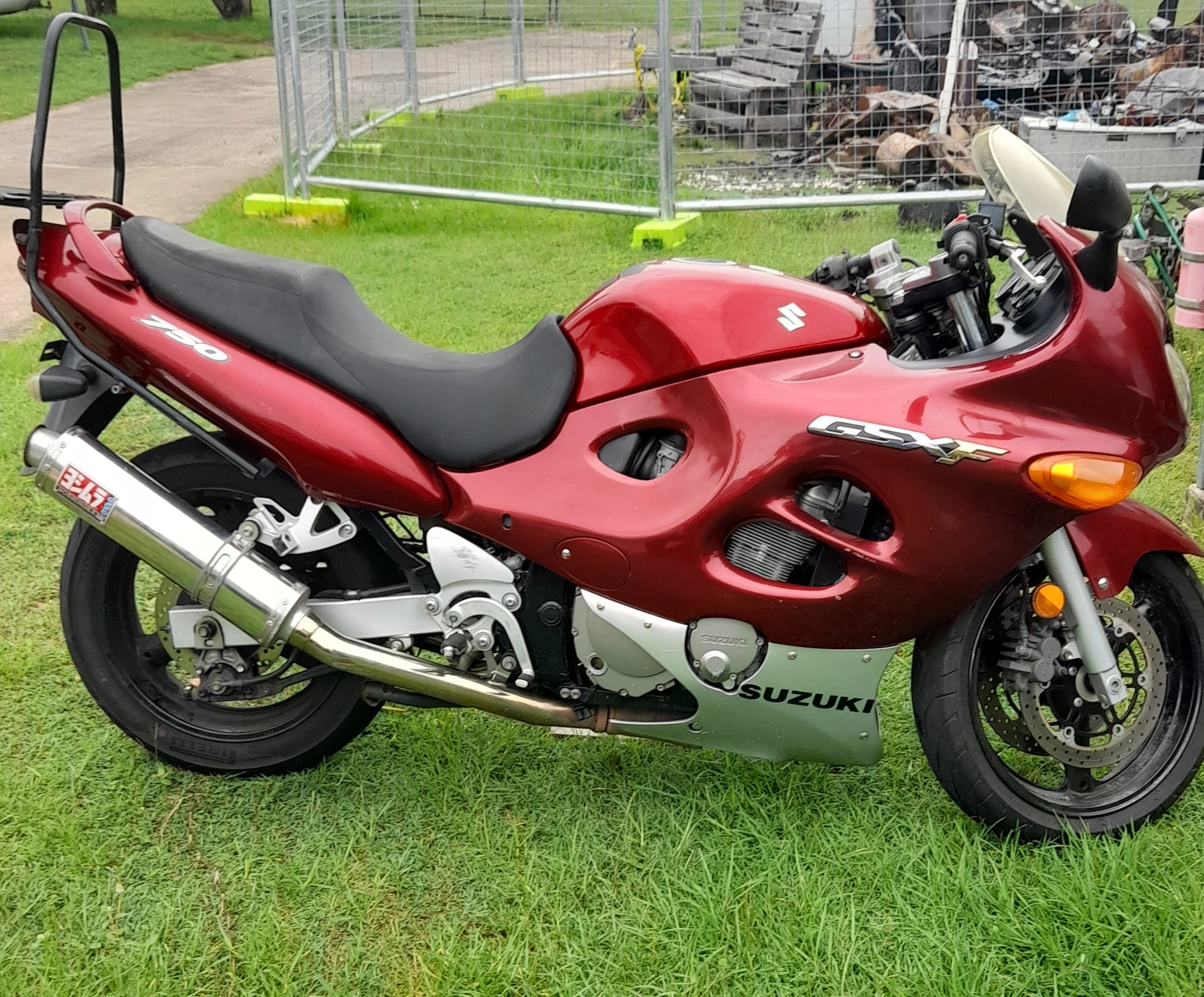 2005 SUZUKI GSX750F ROAD