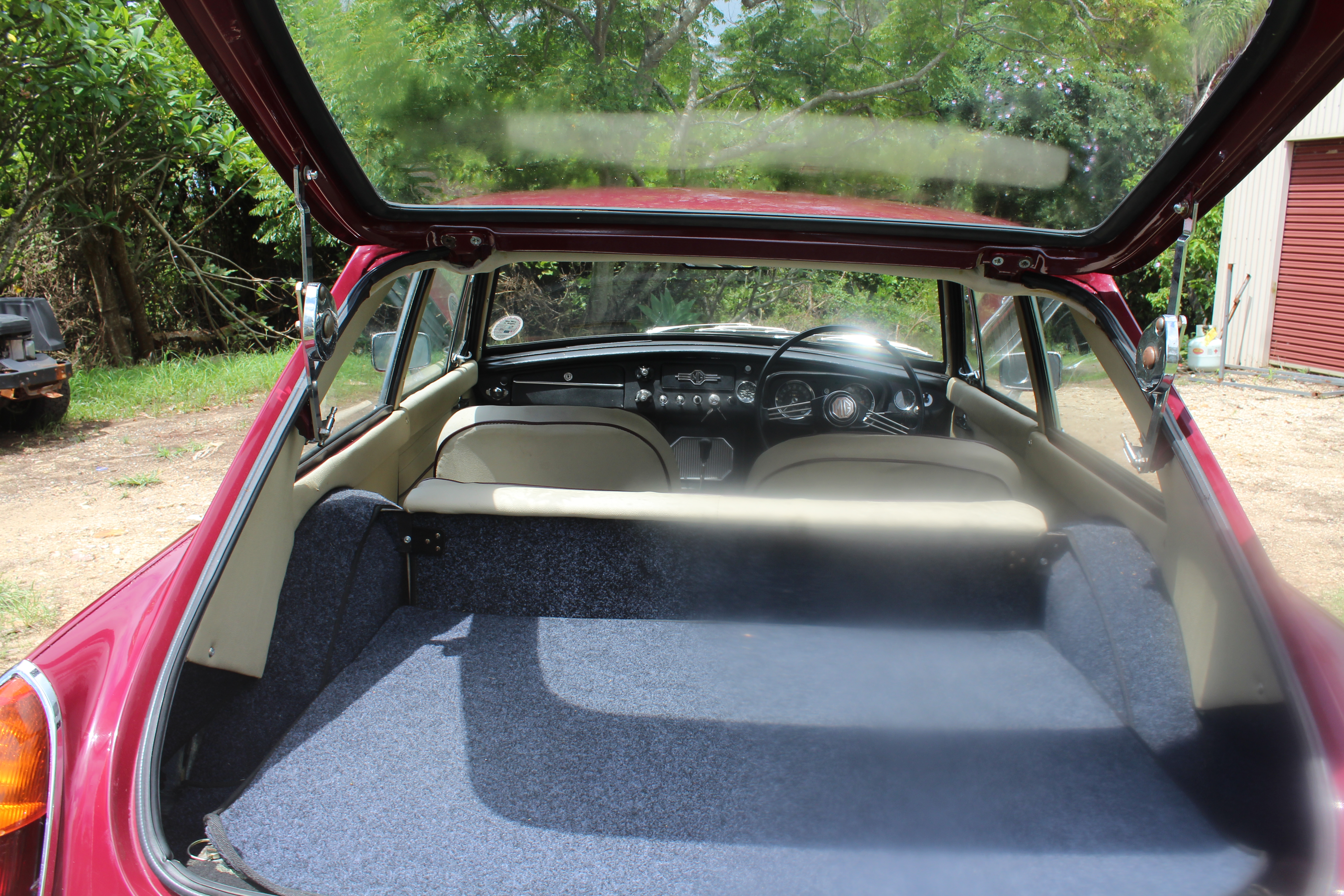 1969 M.G. MGB GT COUPE