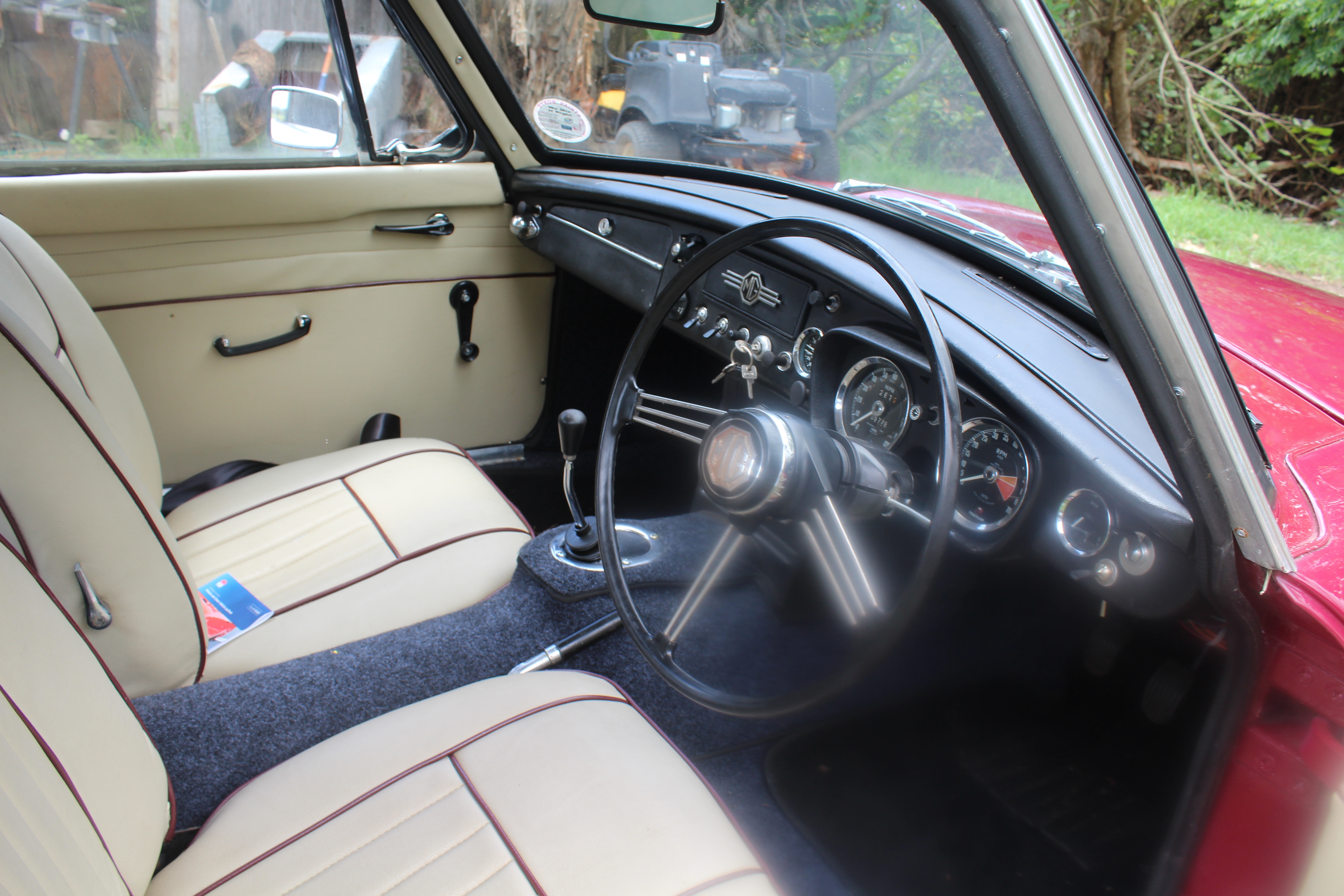 1969 M.G. MGB GT COUPE