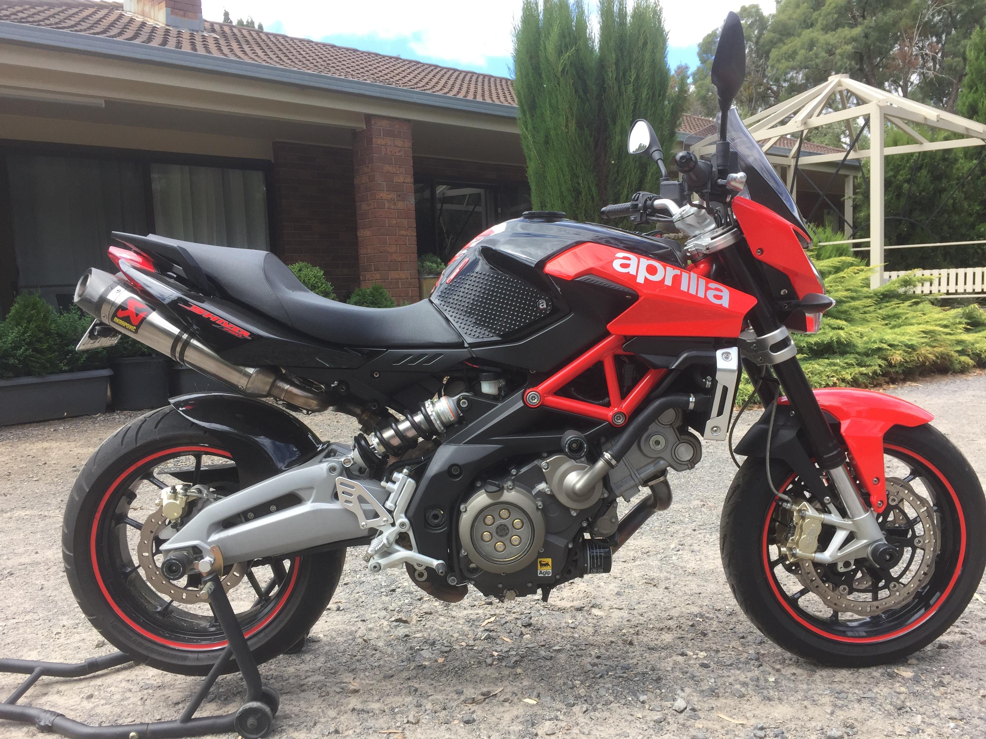 2011 APRILIA SHIVER SPORT SPORTS