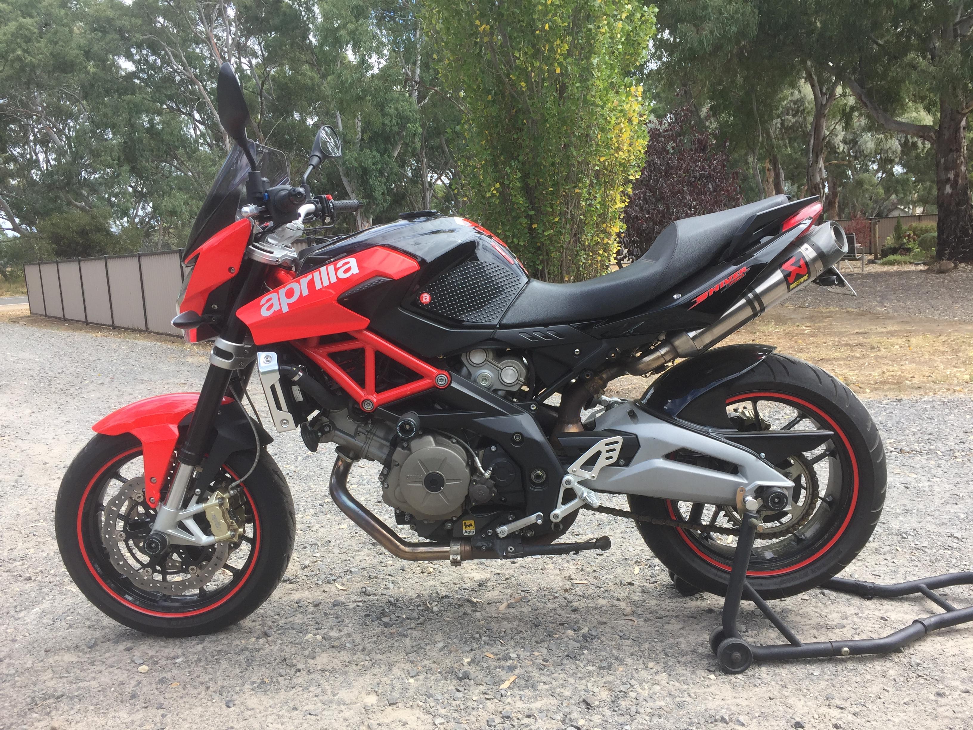 2011 APRILIA SHIVER SPORT SPORTS