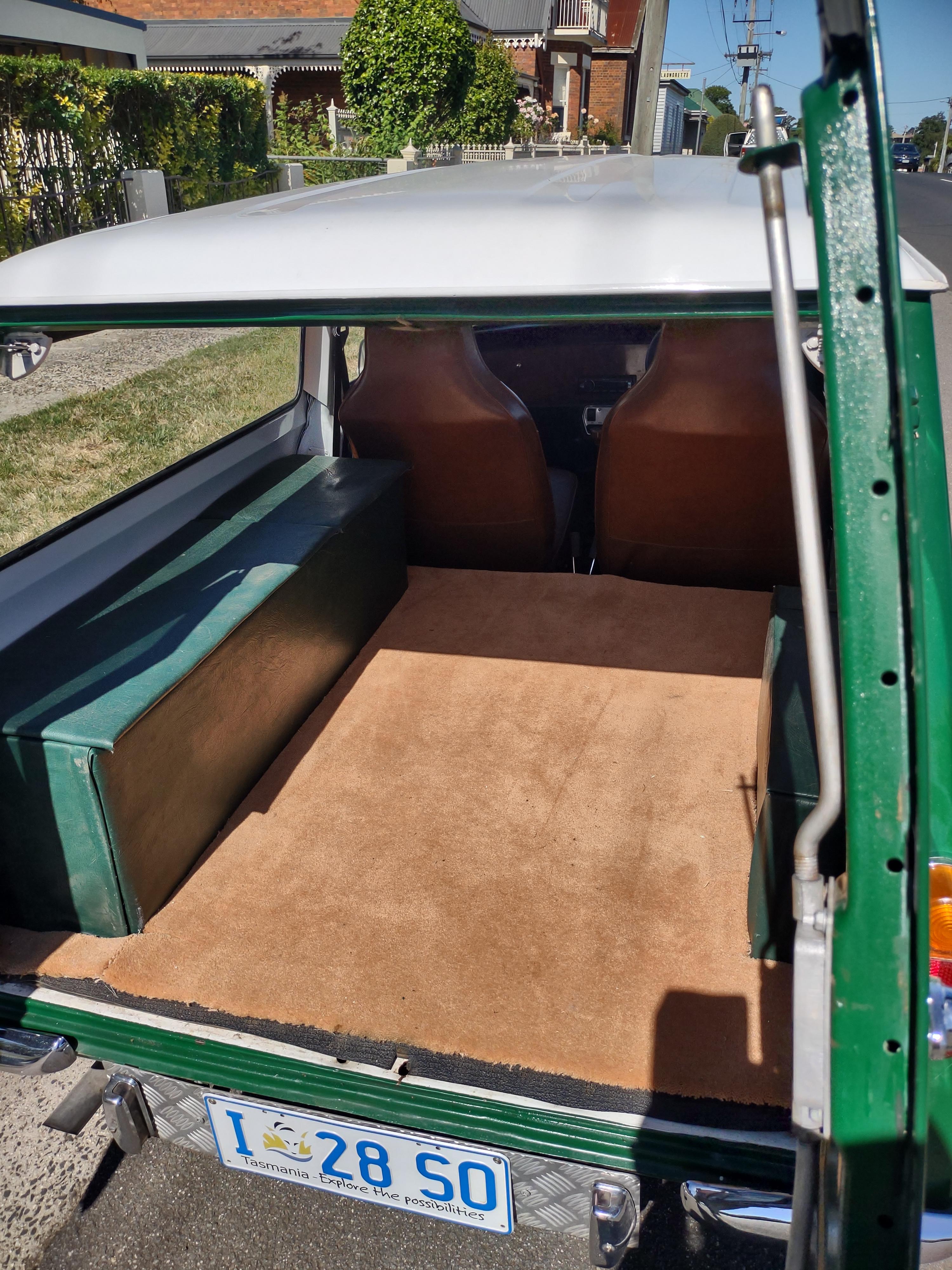 1977 LEYLAND MINI 4 SP MANUAL VAN