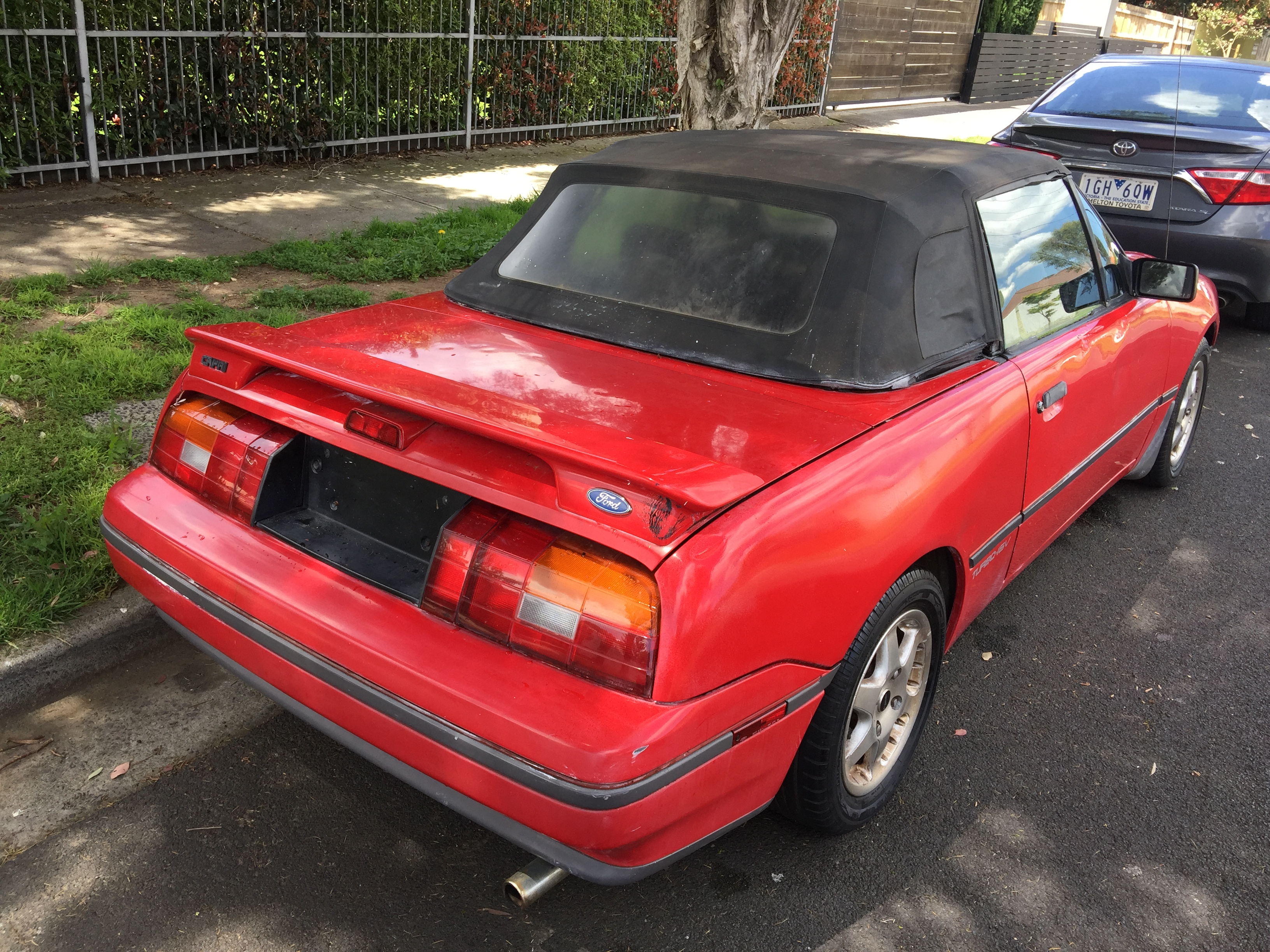 1990 FORD CAPRI SAII 5 SP MANUAL 2D CONVERTIBLE