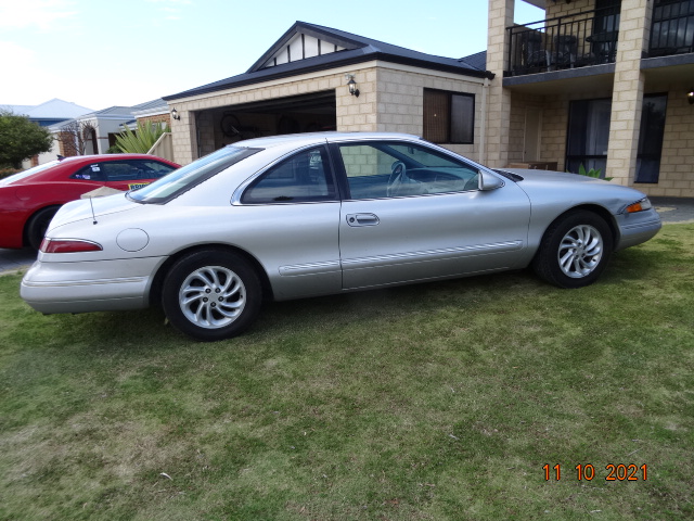 1995 LINCOLN MK VIII COUPE
