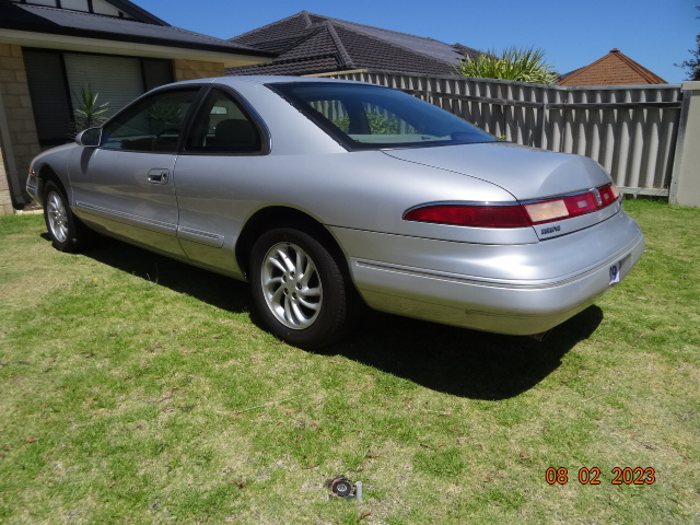1995 LINCOLN MK VIII COUPE