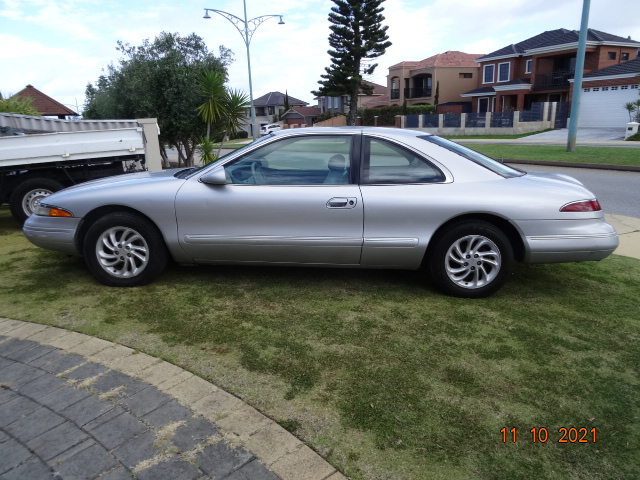 1995 LINCOLN MK VIII COUPE