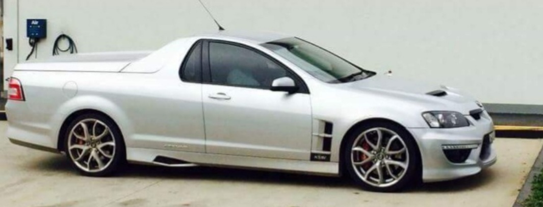 2011 HSV MALOO E3 R8 20th ANN. (DUAL FUEL) 6 SP MANUAL UTILITY