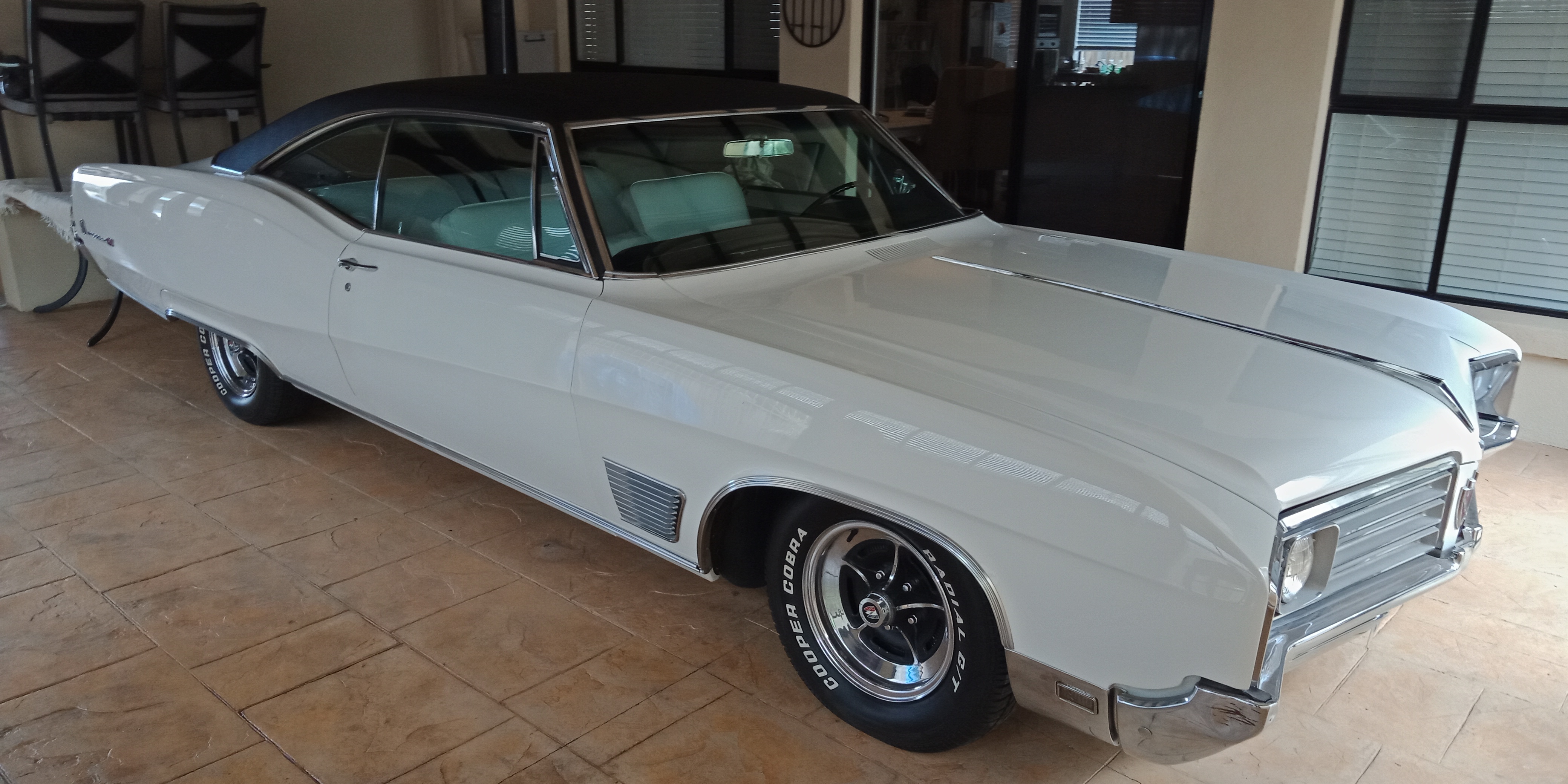 1968 BUICK WILDCAT CUSTOM COUPE 