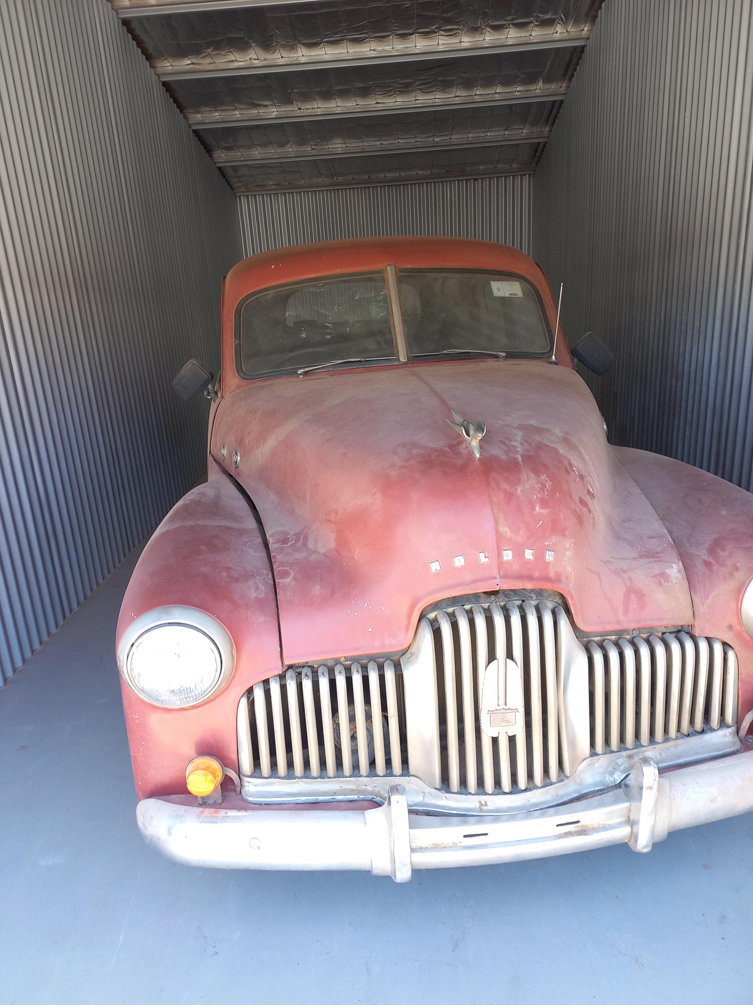 1948 HOLDEN 48-215 FX SEDAN 