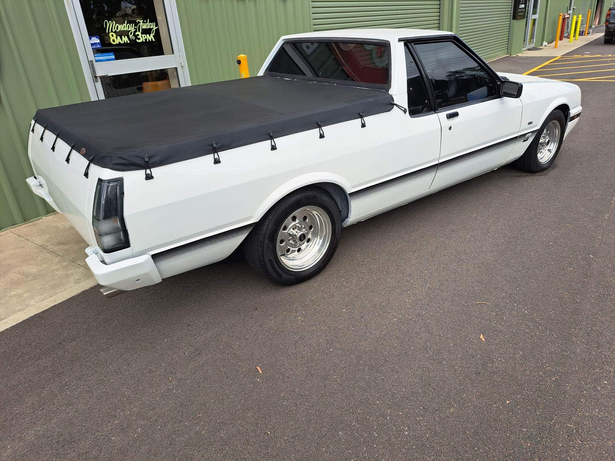 1987 FORD FALCON XF UTILITY