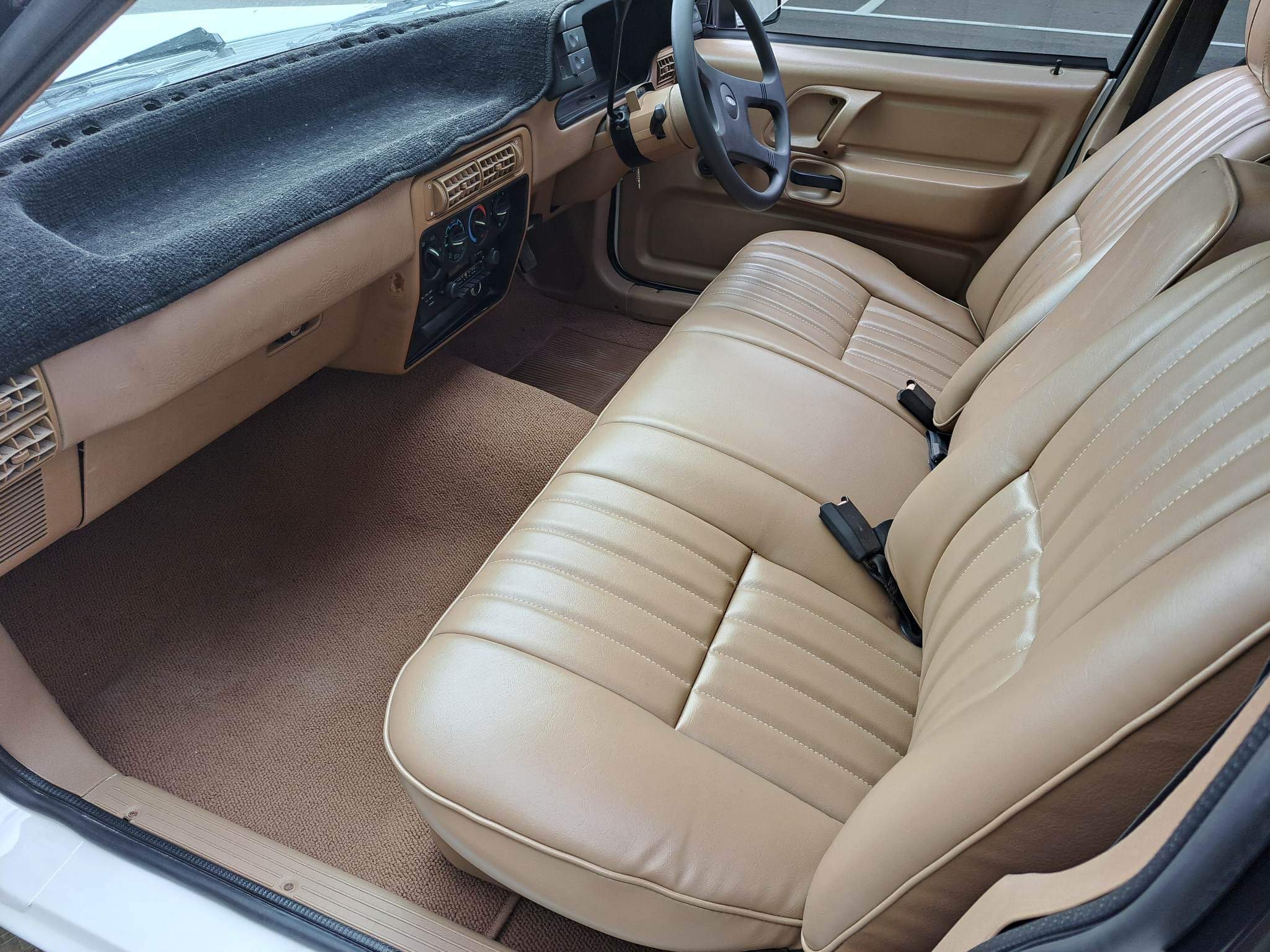 1987 FORD FALCON XF UTILITY