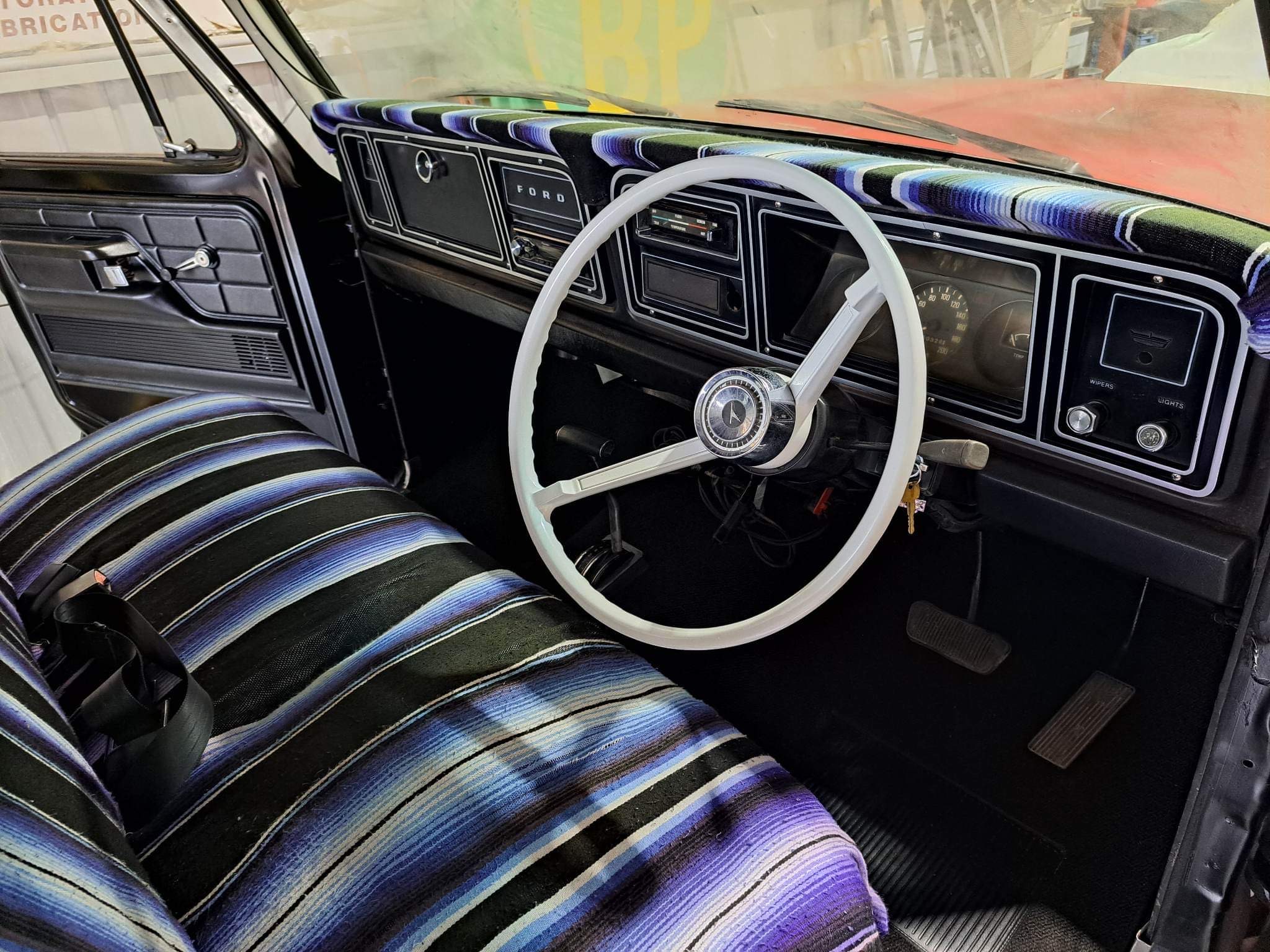 1976 FORD F100 UTILITY 