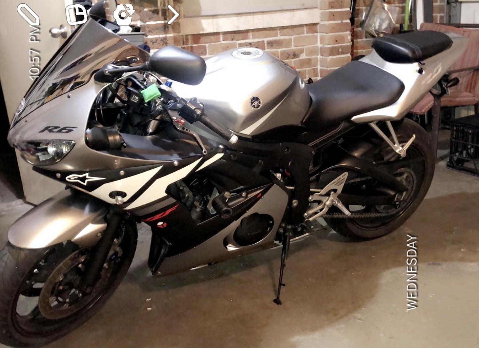 2004 YAMAHA FZ6N ROAD