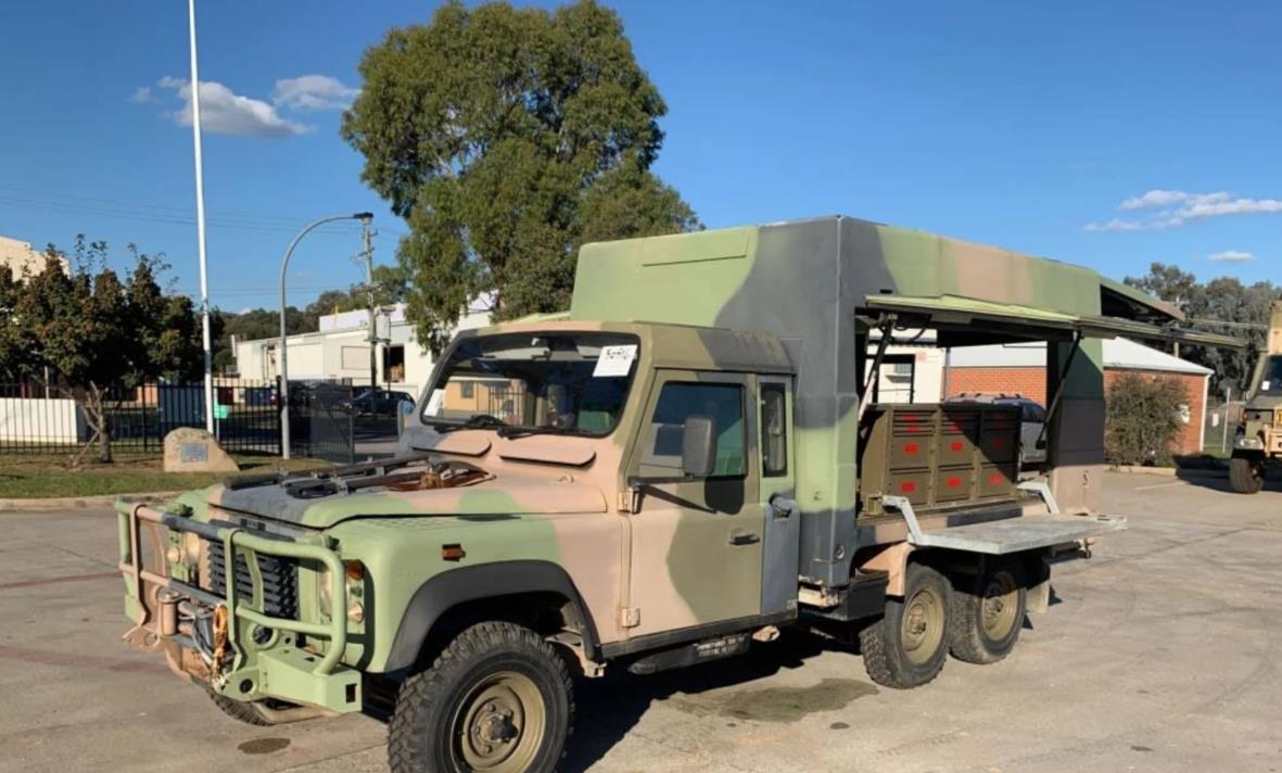 1990 LAND ROVER ONE TEN