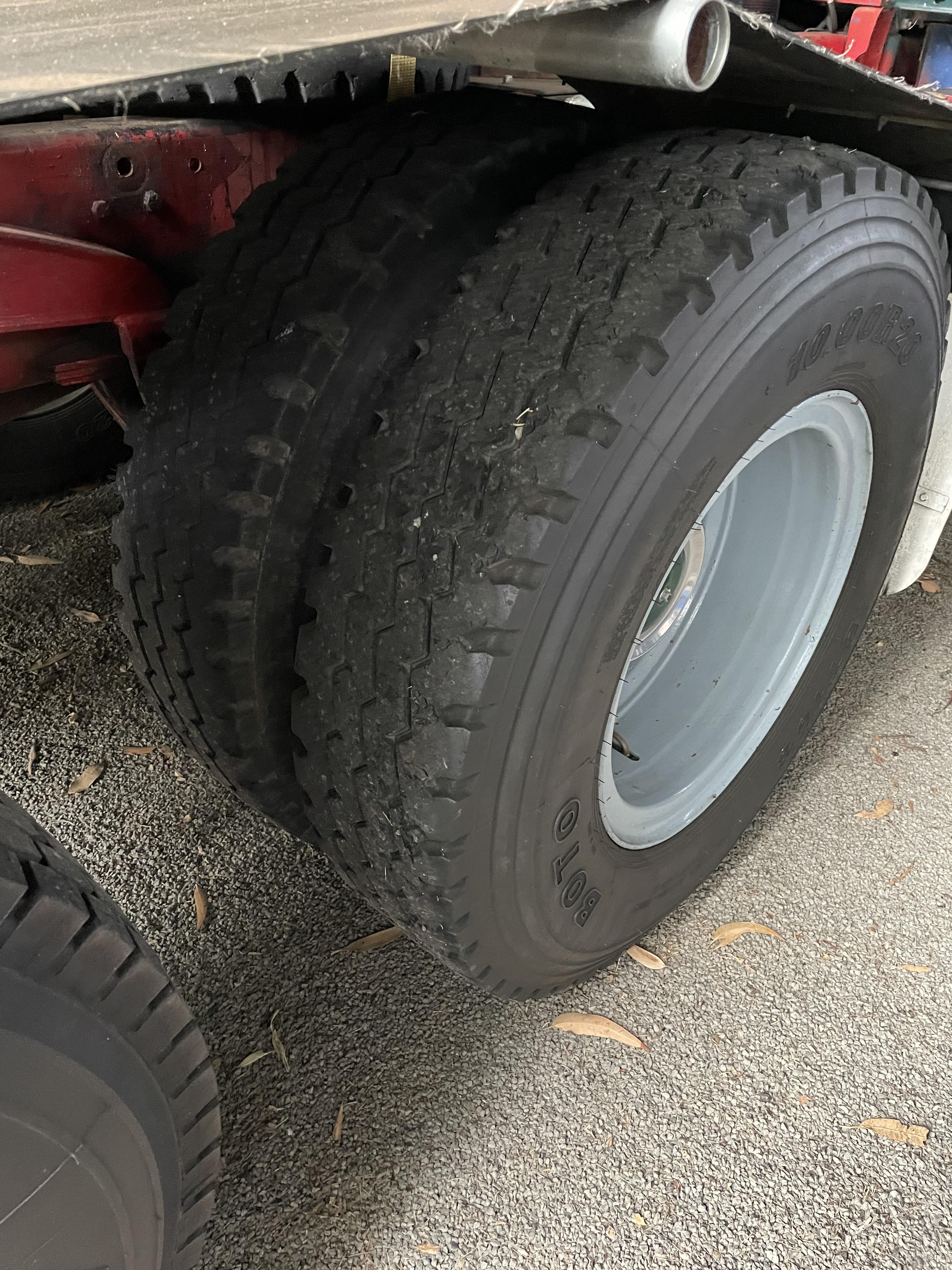 1977 MERCEDES-BENZ 1418 PRIME MOVER 