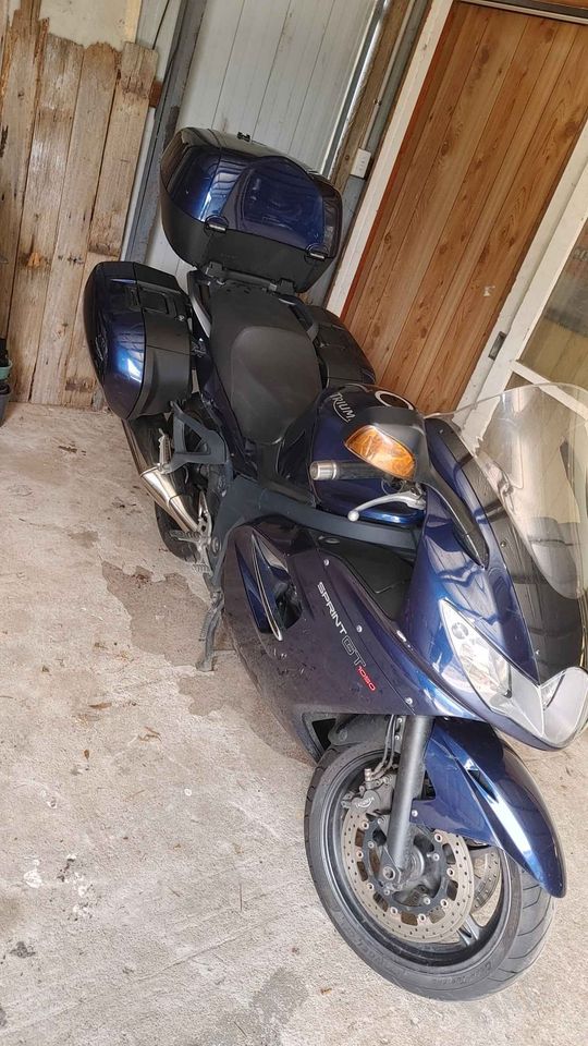 2011 TRIUMPH SPRINT ST SPORTS