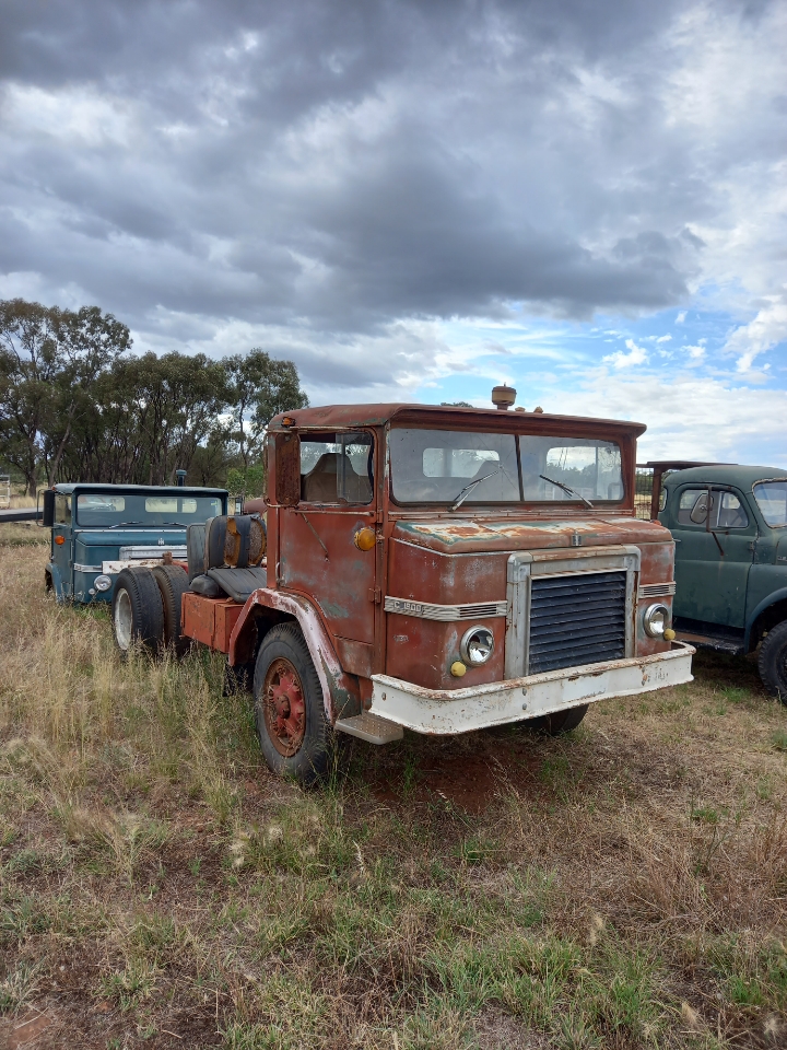 1962 ACCO C1800 PRIME MOVER