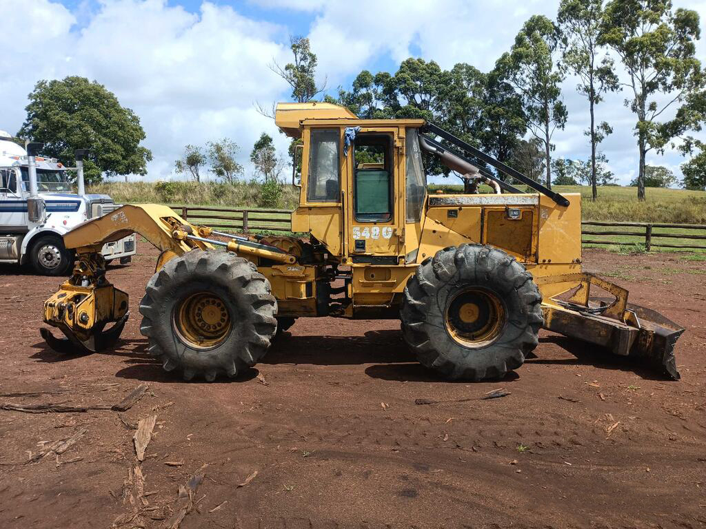2002 John Deere 548G Log Skidder