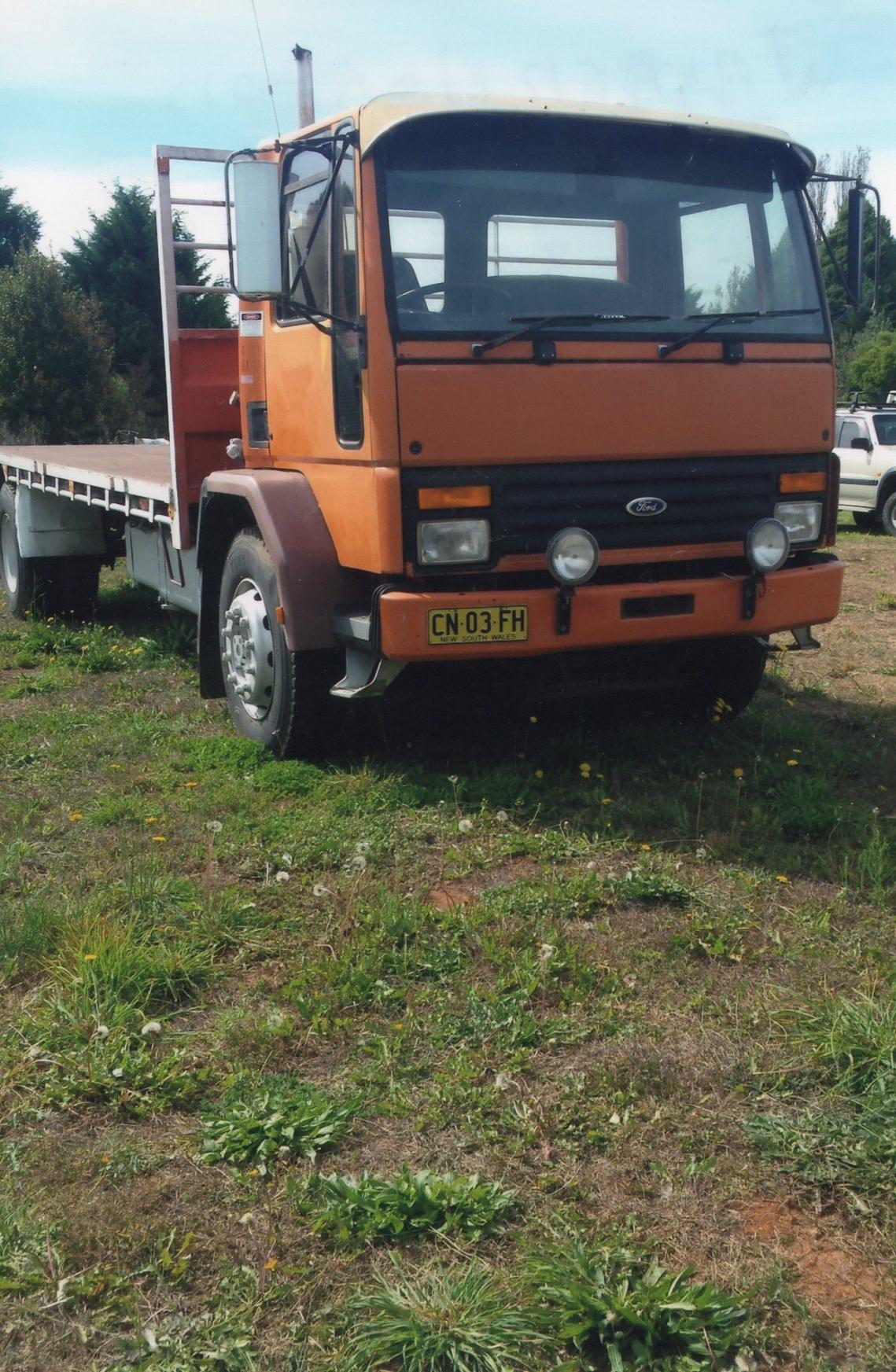 1988 FORD CARGO 1515 TRAY TRUCK