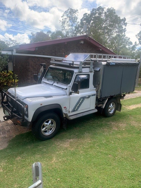 1994 LAND ROVER DEFENDER UTILITY