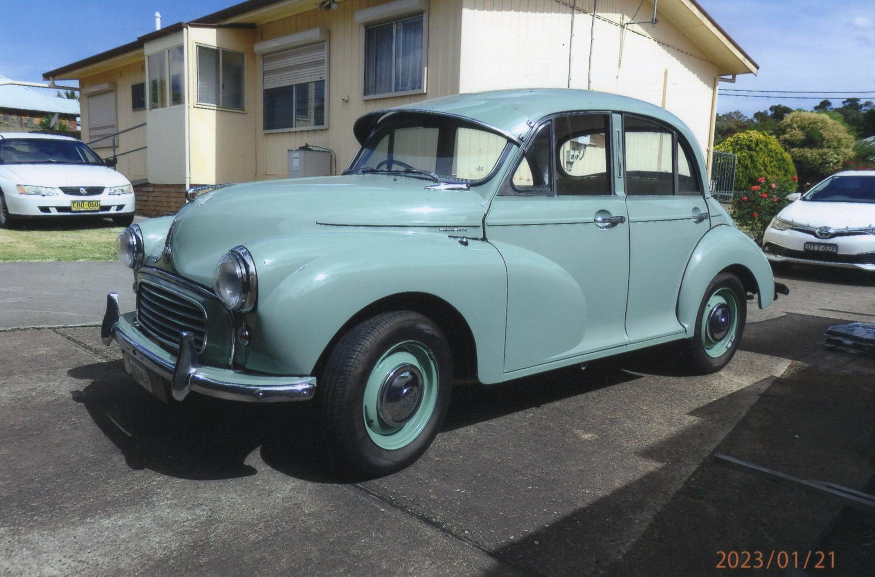 1960 MORRIS MINOR 1000 SEDAN