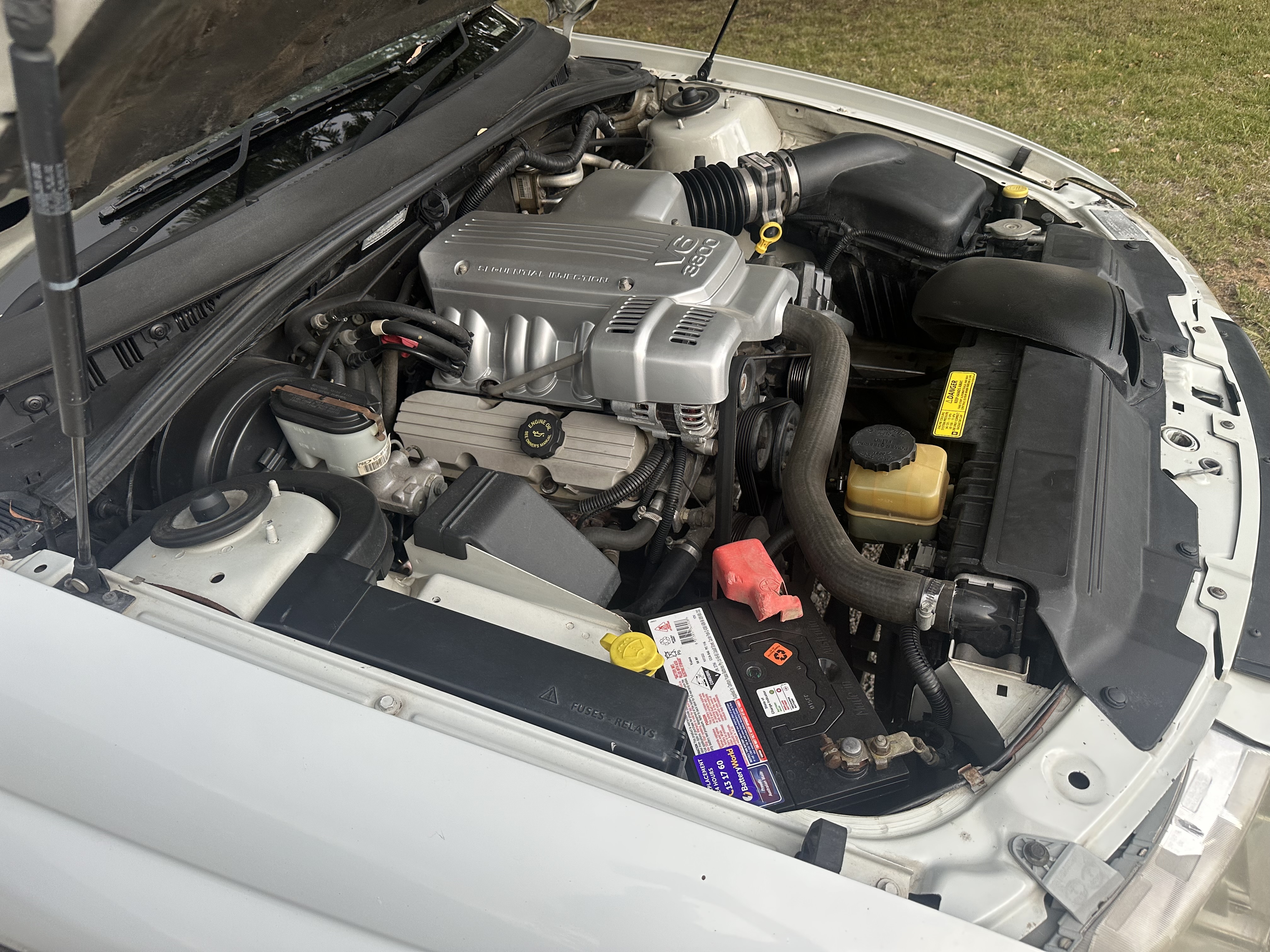 2004 HOLDEN COMMODORE VYII ONE TONNER 4 SP AUTOMATIC C/CHAS 