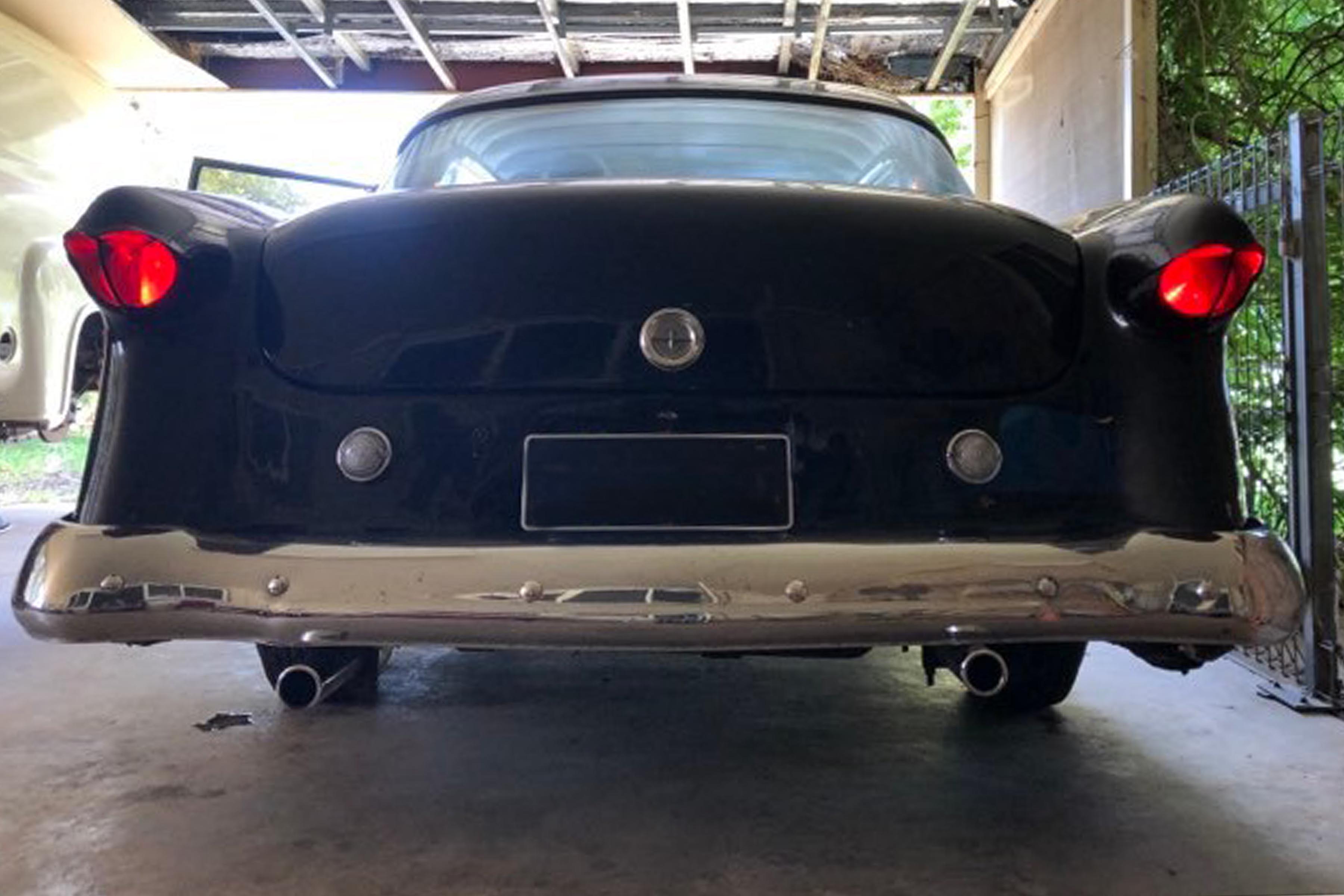 1953 FORD VICTORIA COUPE