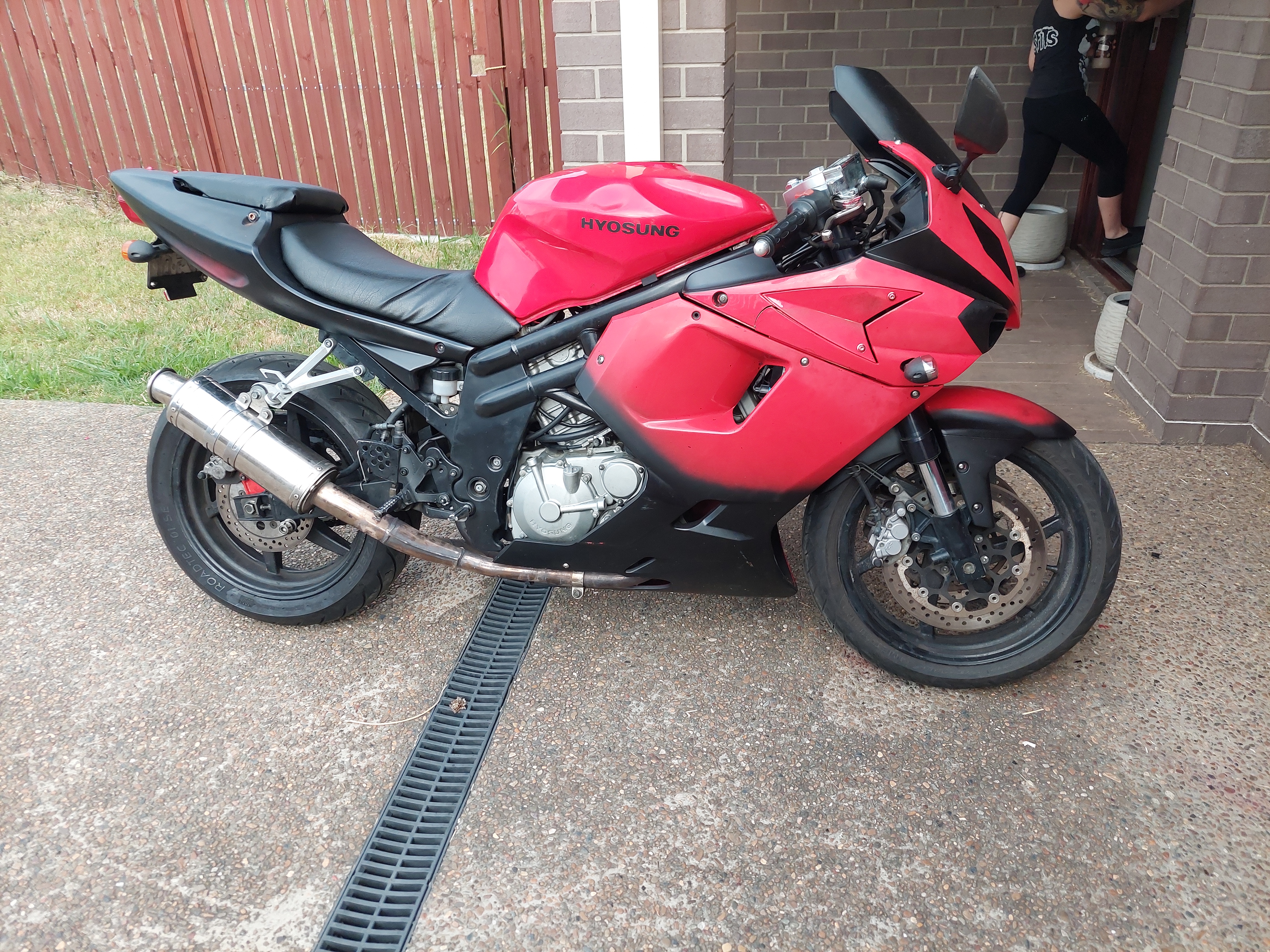 2008 HYOSUNG GT650R ROAD