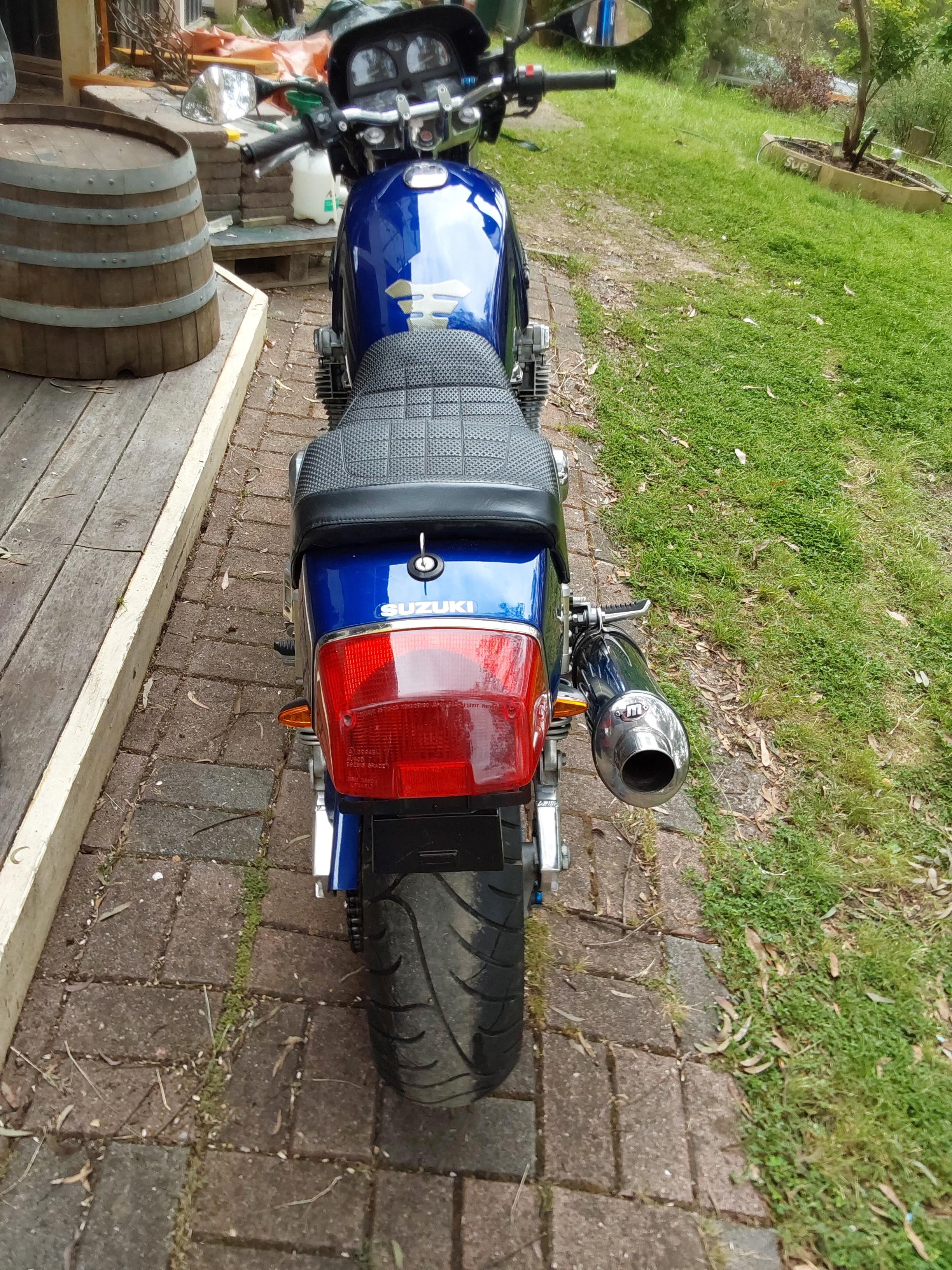 1980 SUZUKI GSX1100E ROAD