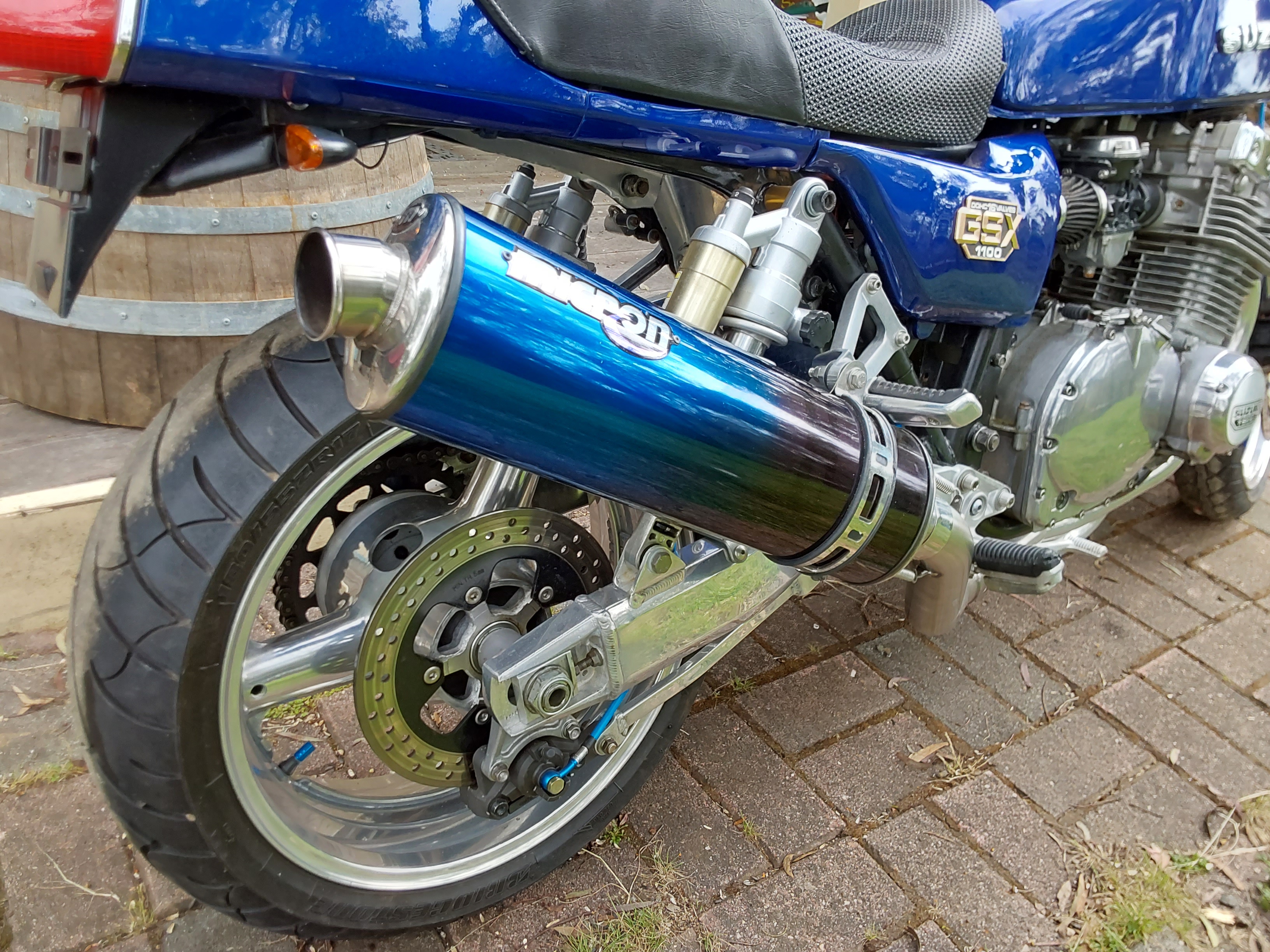 1980 SUZUKI GSX1100E ROAD