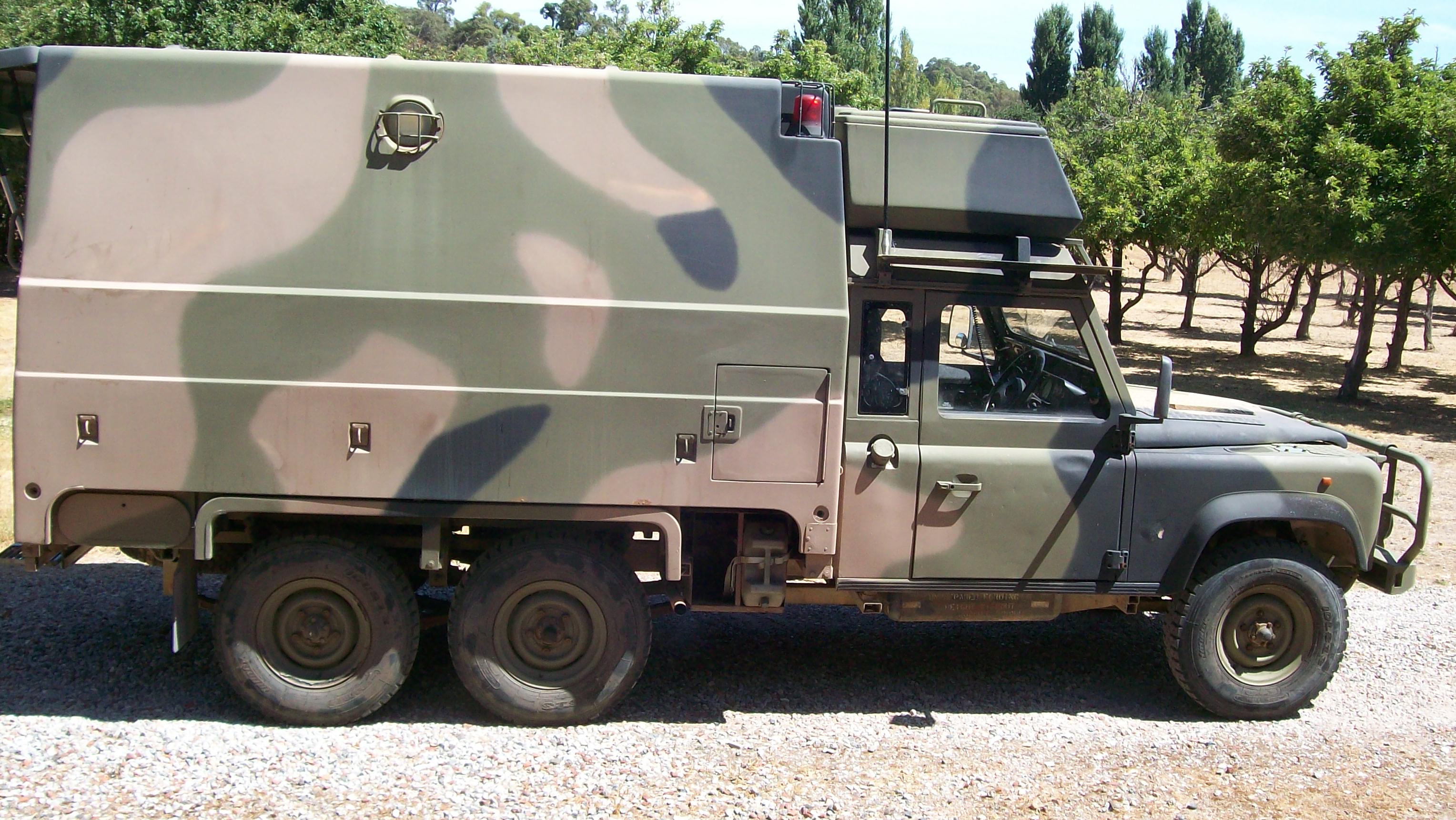 1995 LAND ROVER ONE TEN 6X6