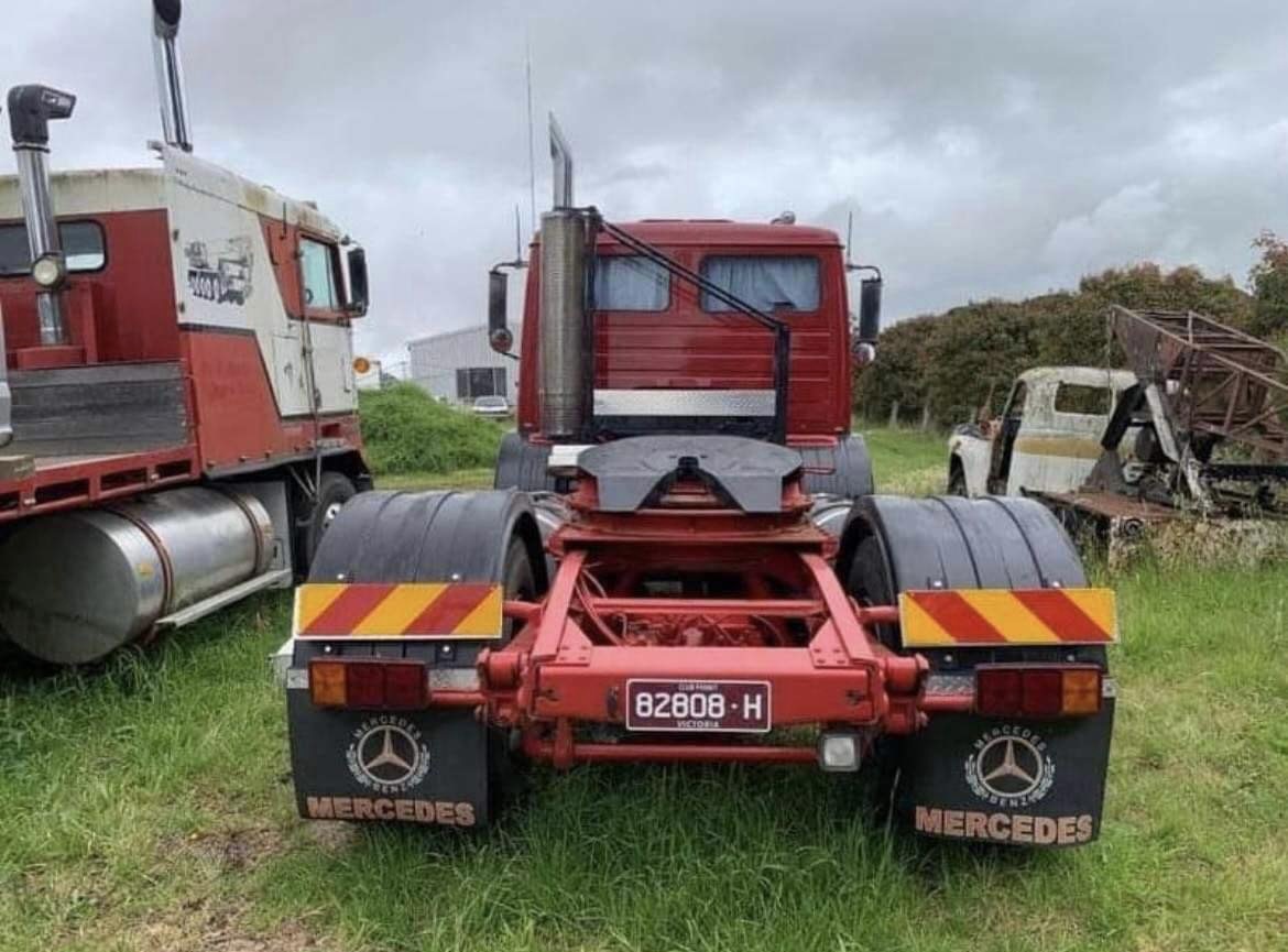 1983 MERCEDES BENZ V1425 PRIME MOVER 