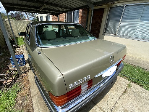 1983 MERCEDES-BENZ 380 SE SEDAN