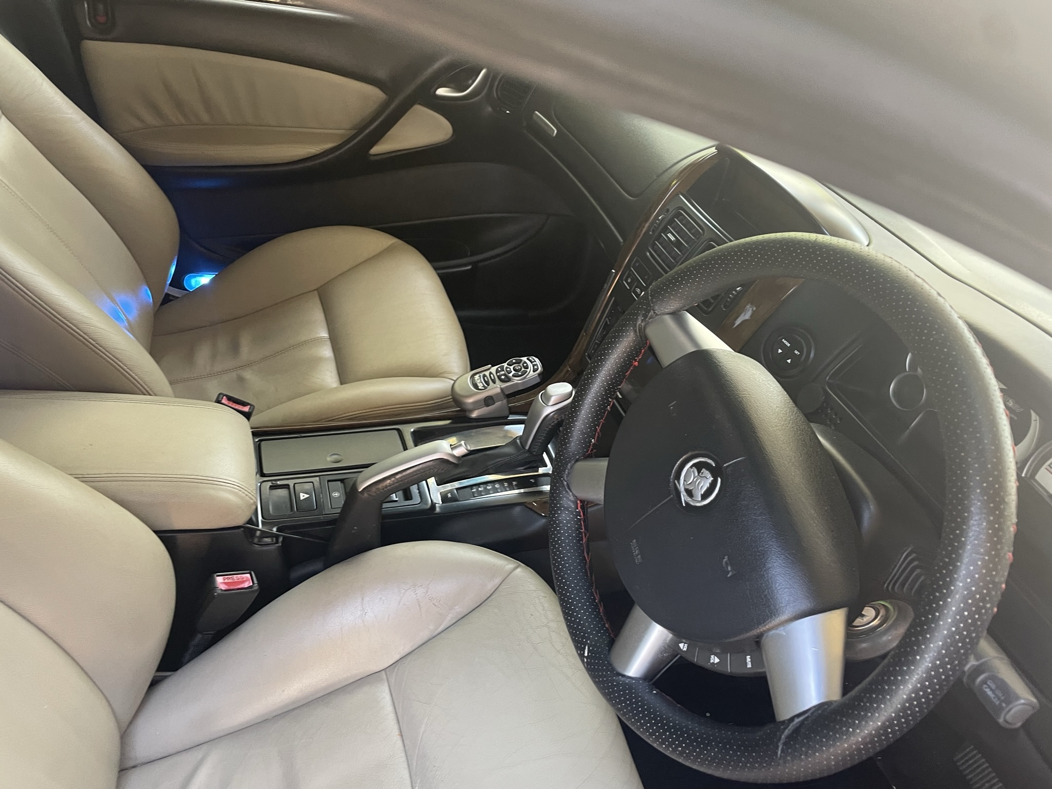 2005 HOLDEN STATESMAN WL SEDAN