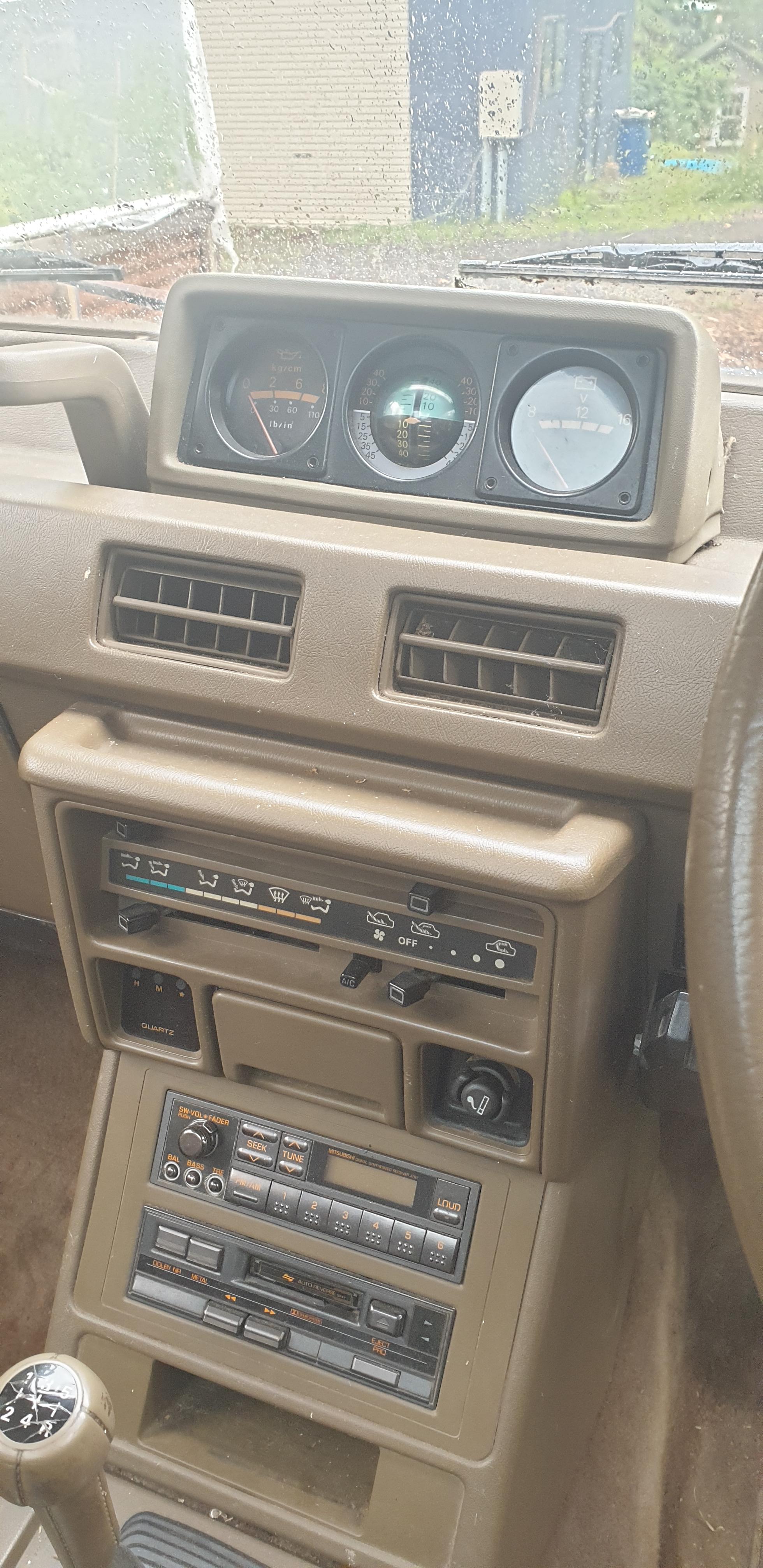 1989 MITSUBISHI PAJERO NF SUPERWAGON 4X4 WAGON 
