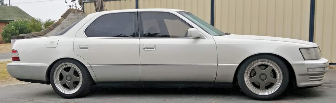 1989 TOYOTA CELSIOR SEDAN