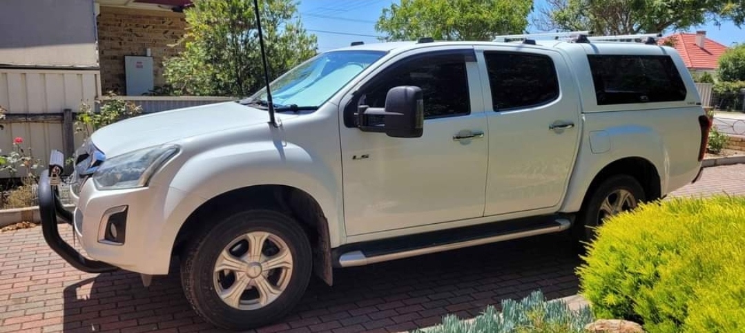 2017 ISUZU D-MAX TF CREW CAB UTILITY
