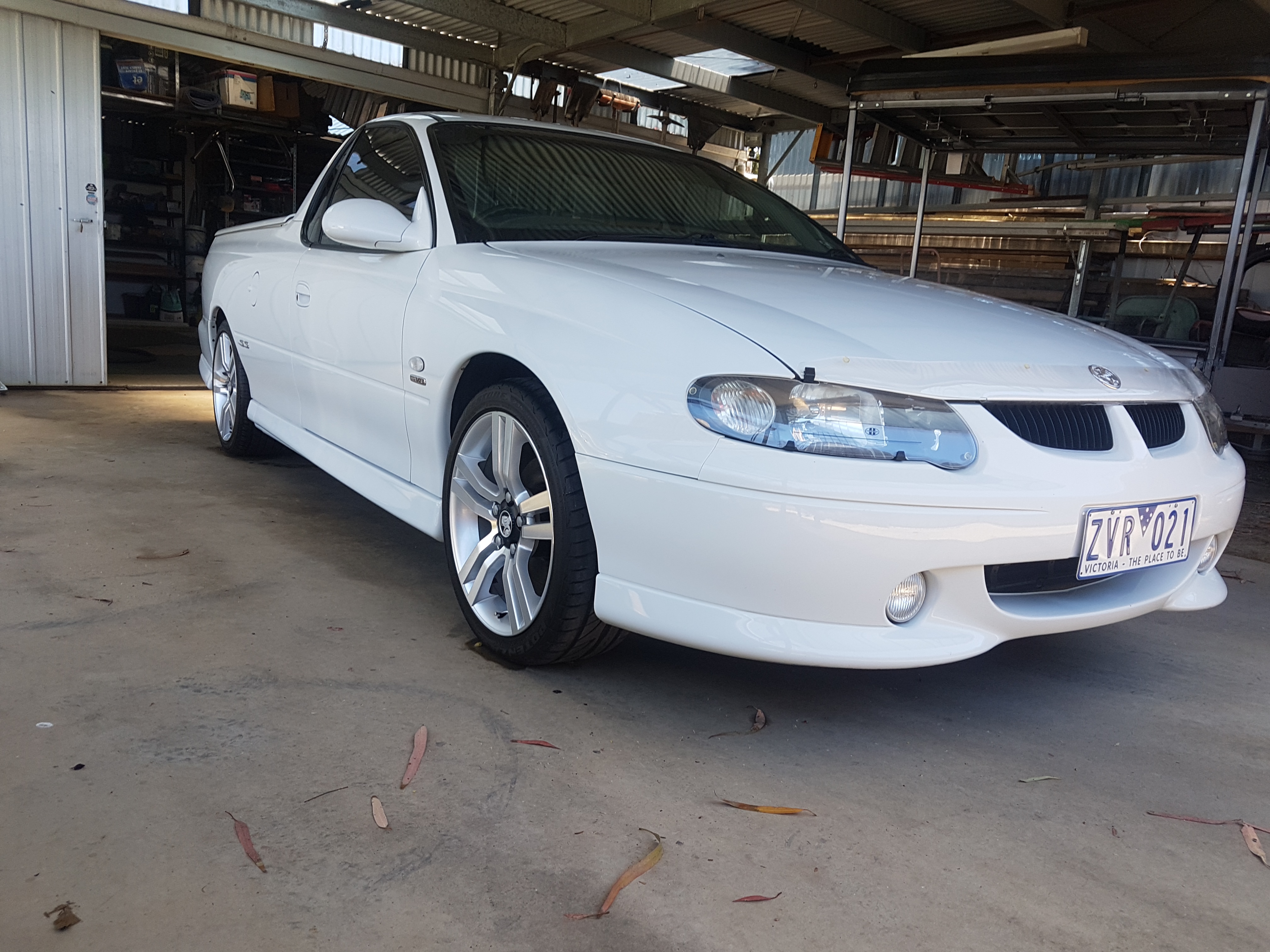 2001 HOLDEN COMMODORE VU SS UTILITY 