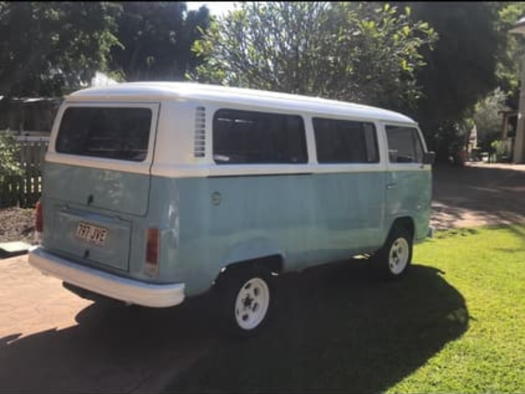 1975 VOLKSWAGEN MICRO BUS