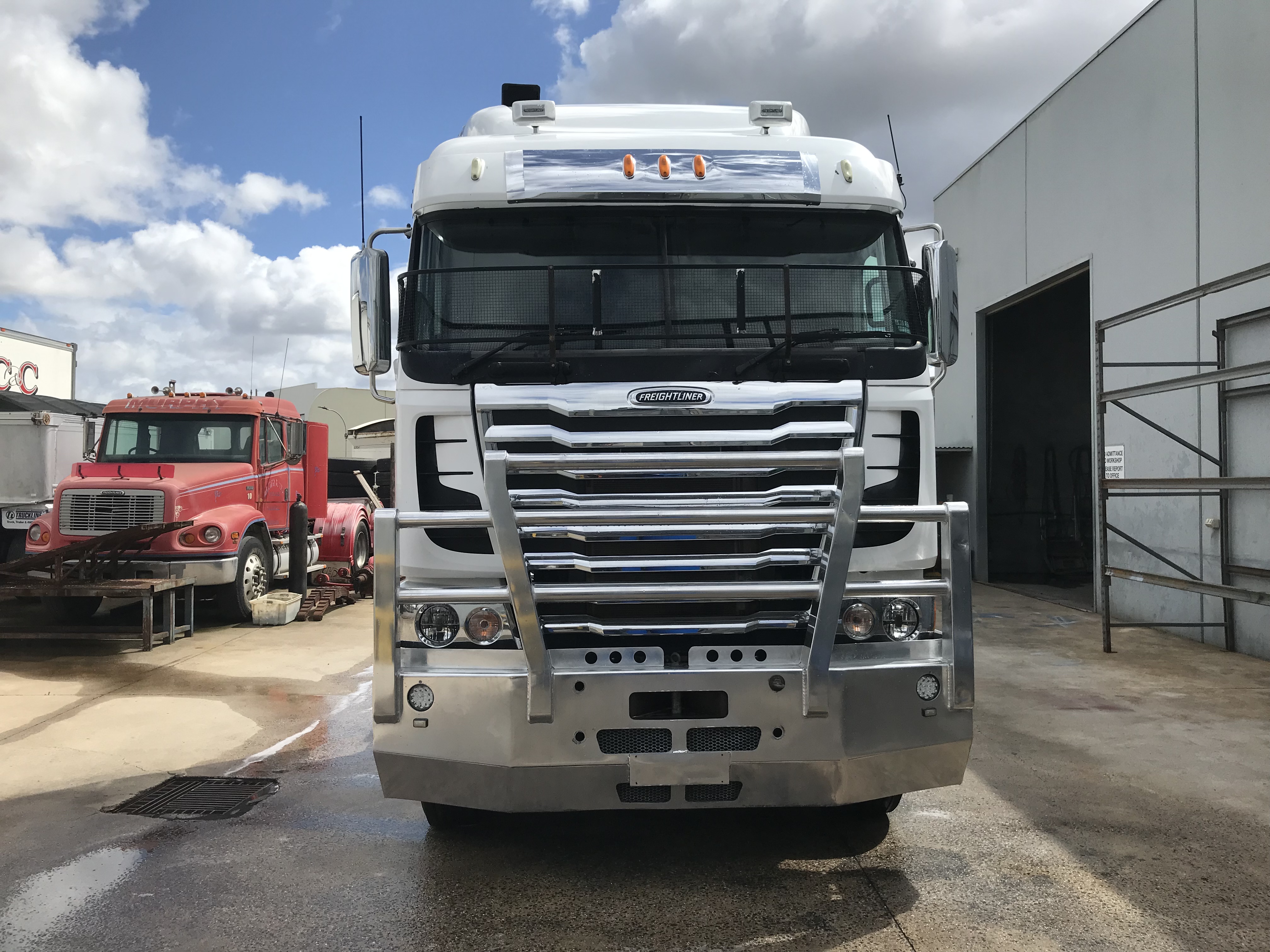 2012 FREIGHTLINER ARGOSY PRIME MOVER 