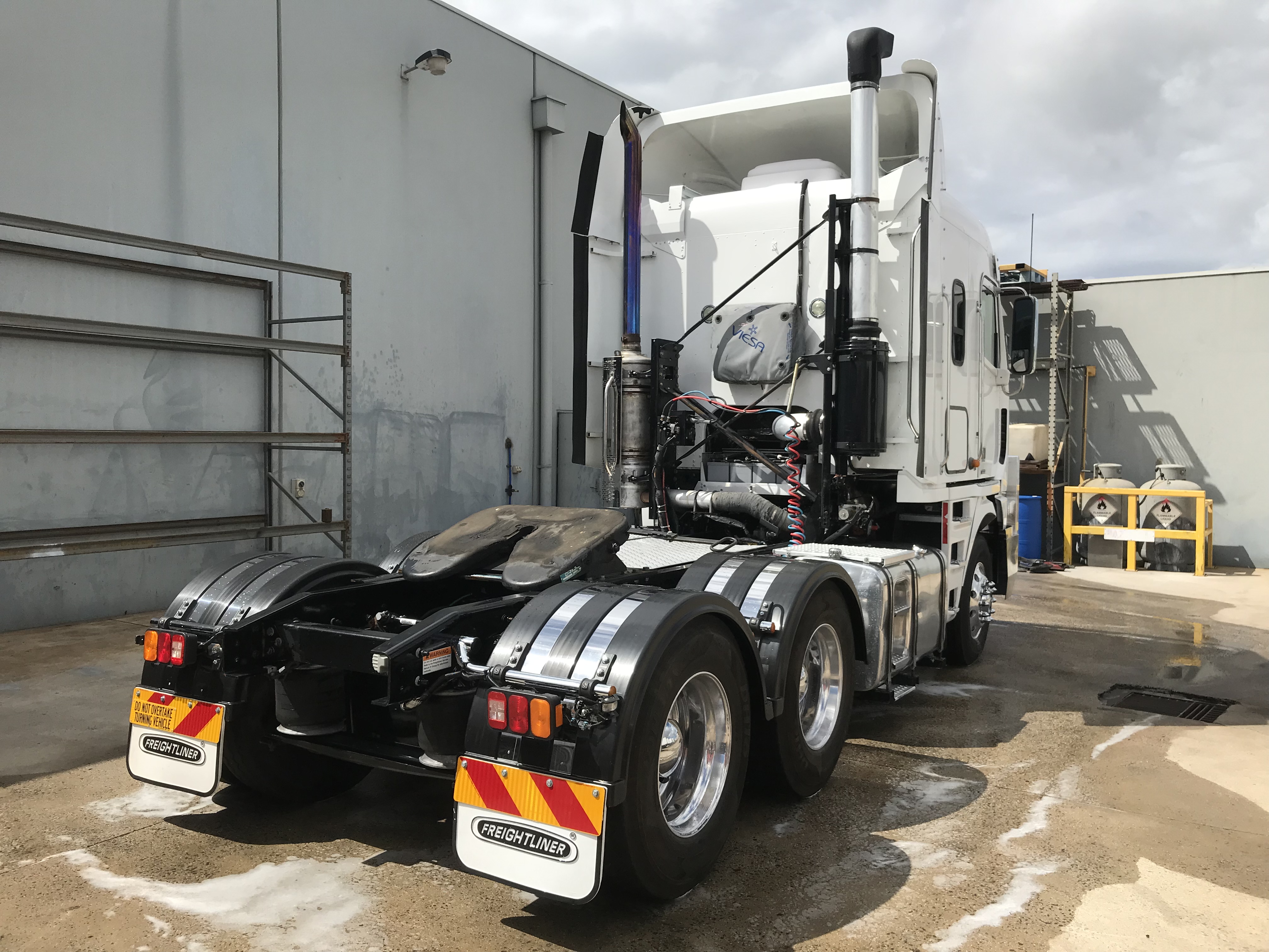 2012 FREIGHTLINER ARGOSY PRIME MOVER 