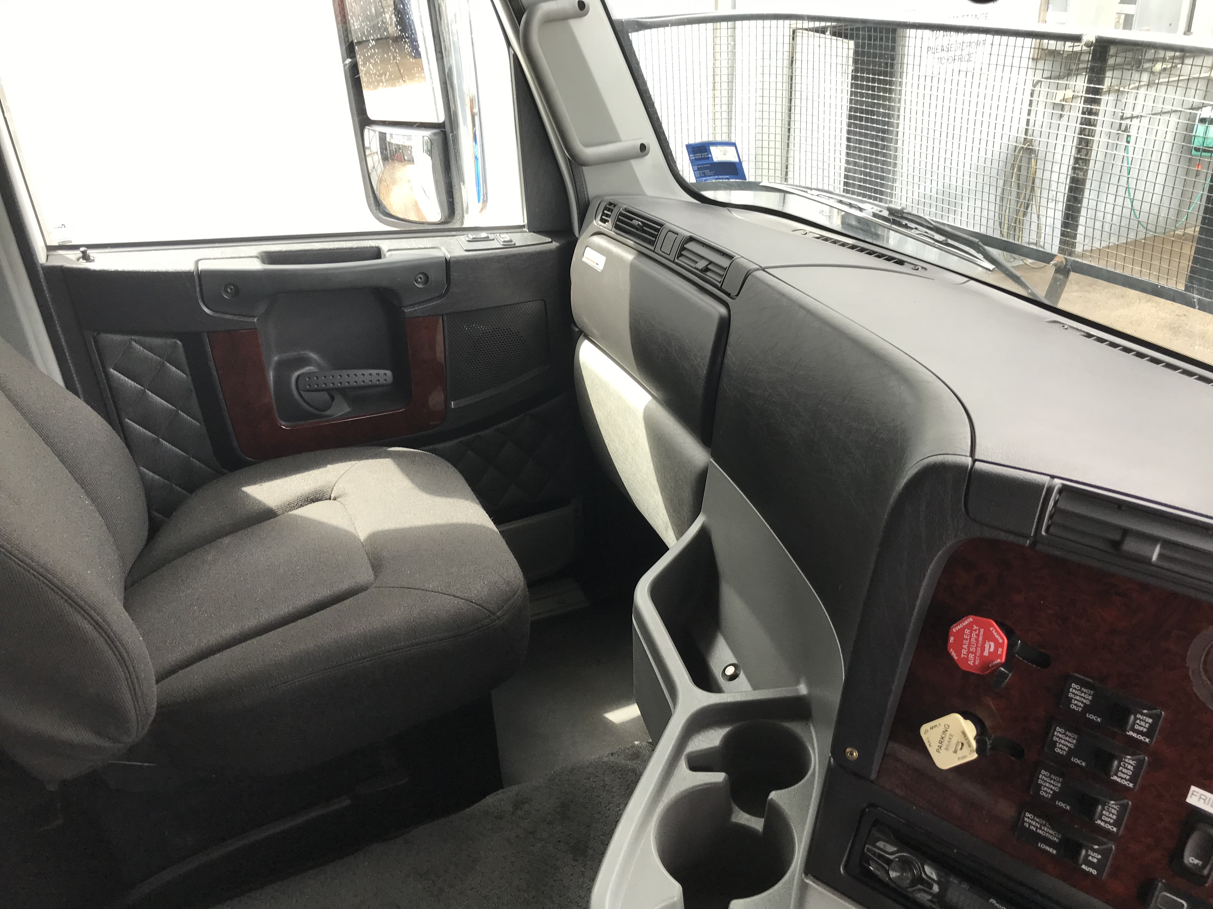 2012 FREIGHTLINER ARGOSY PRIME MOVER 