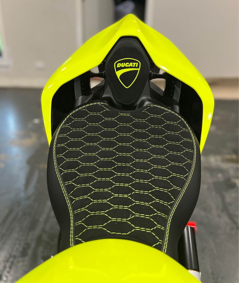 2021 DUCATI PANIGALE V2 SPORTS 