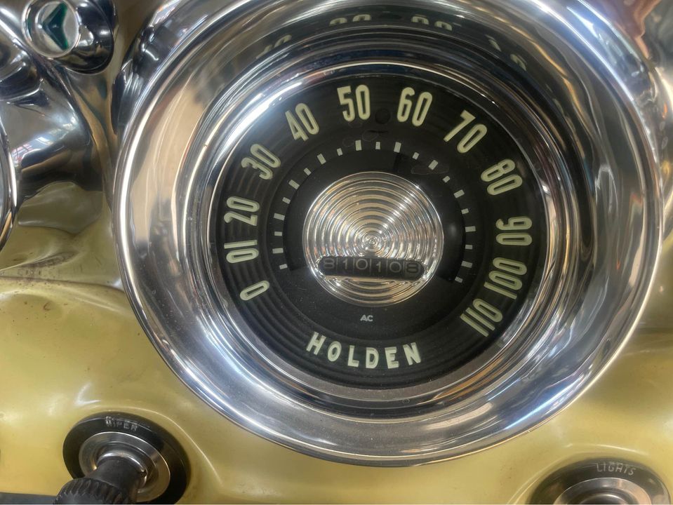 1960 HOLDEN SPECIAL FB SEDAN