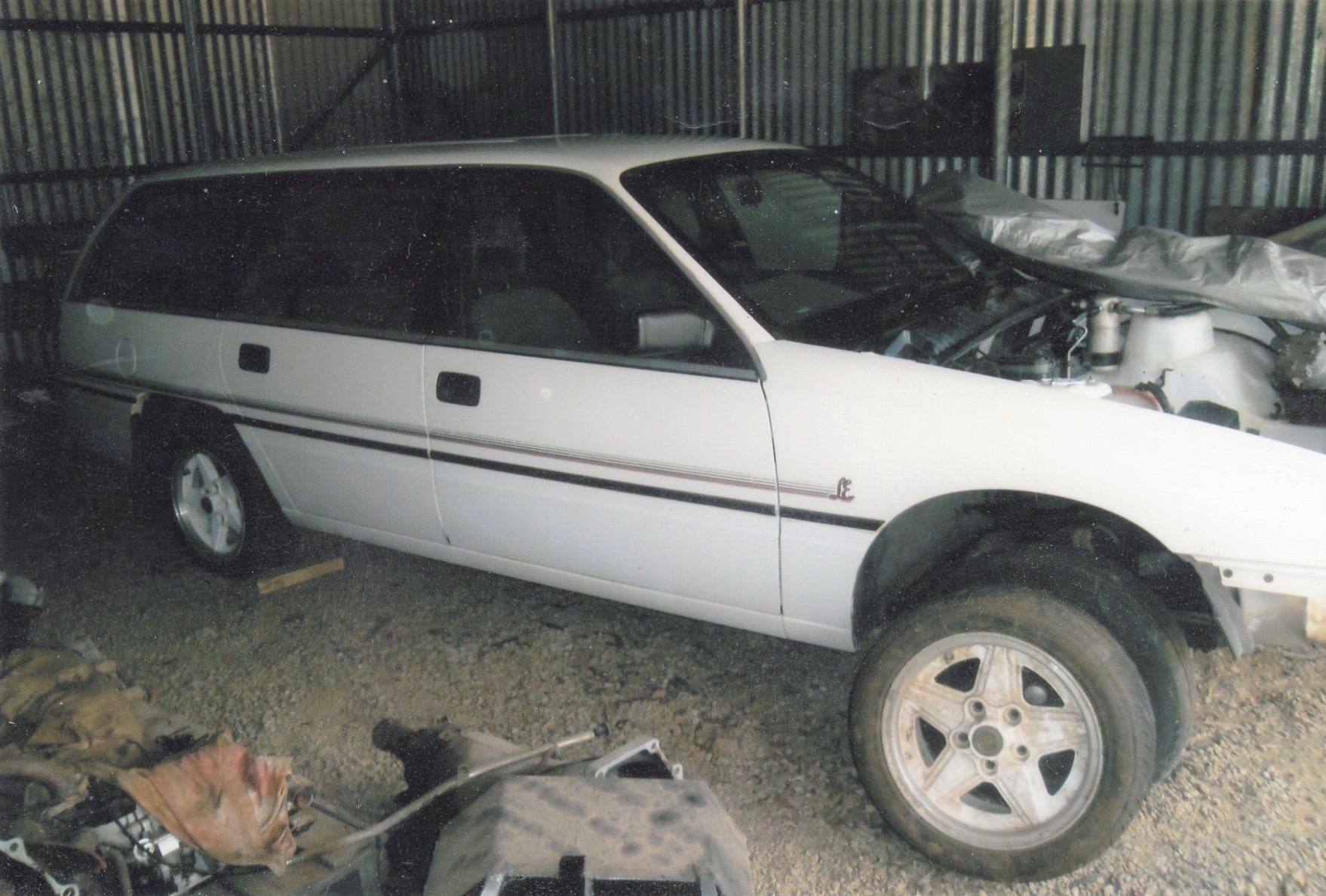 1991 HOLDEN COMMODORE VN EXECUTIVE LE WAGON