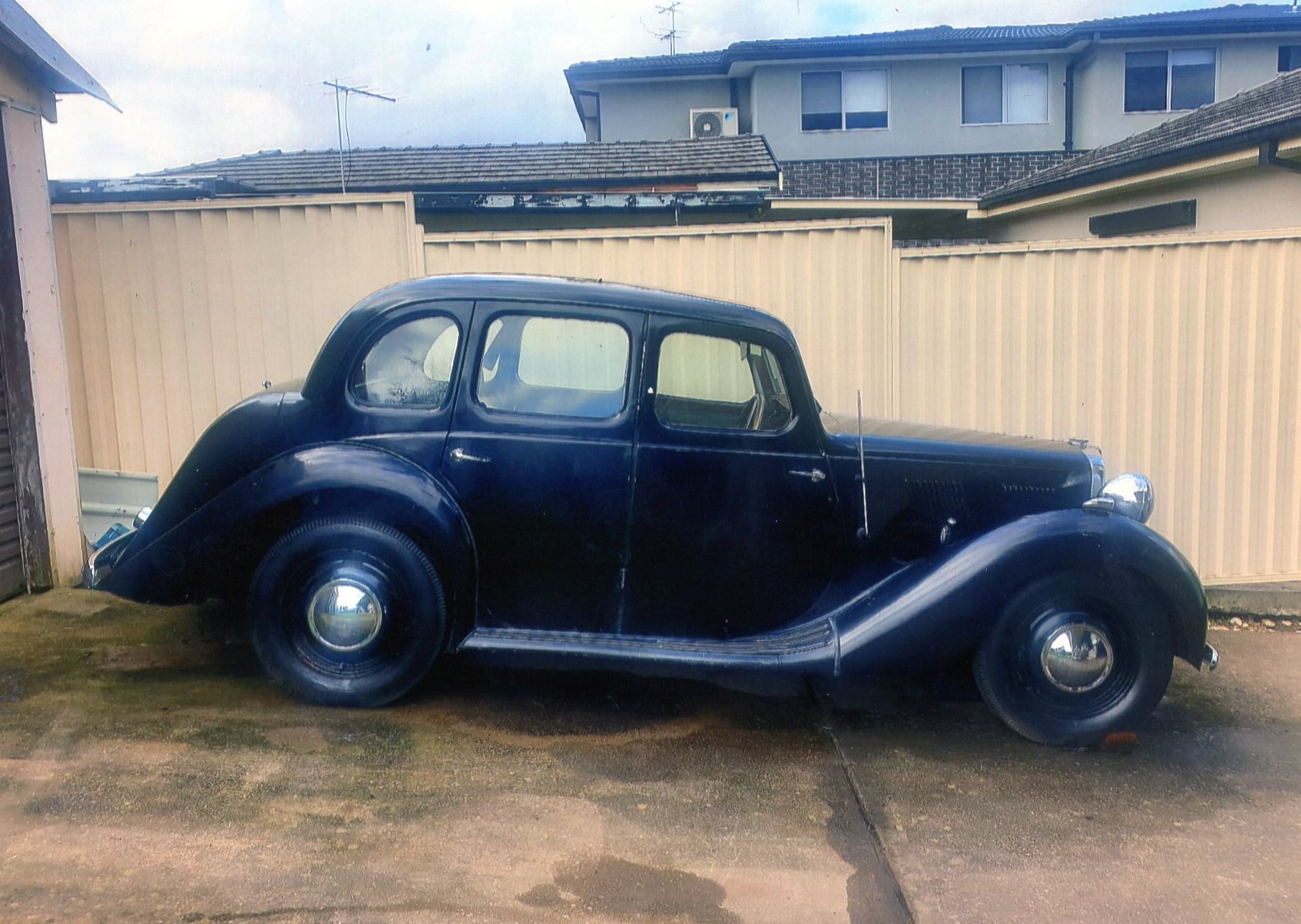1949 MG YA SEDAN