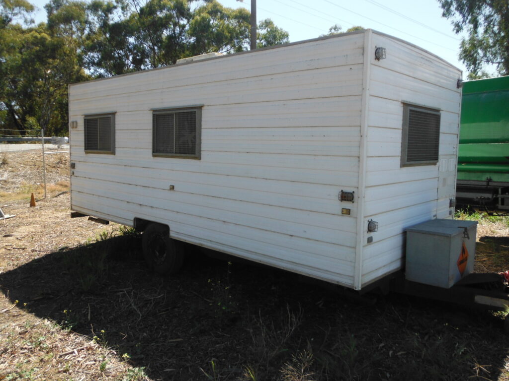 SITE HUT