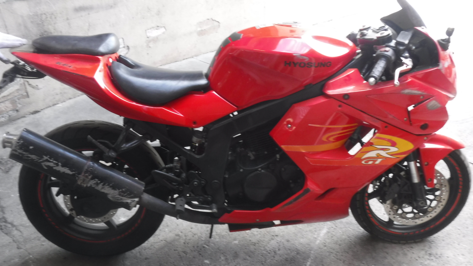 2011 HYOSUNG GT250 SPORTS