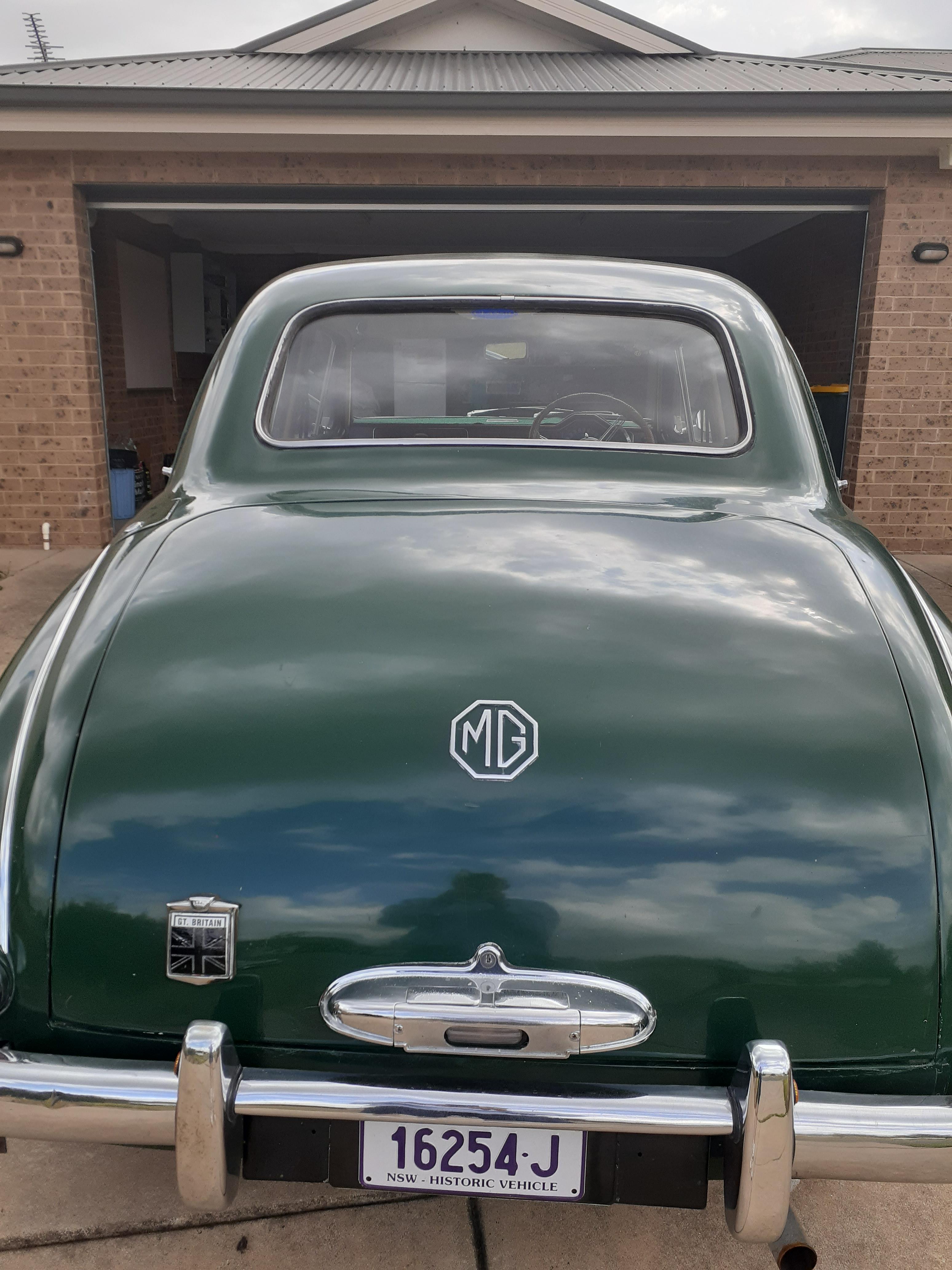 1957 M.G. MAGNETTE ZB SEDAN