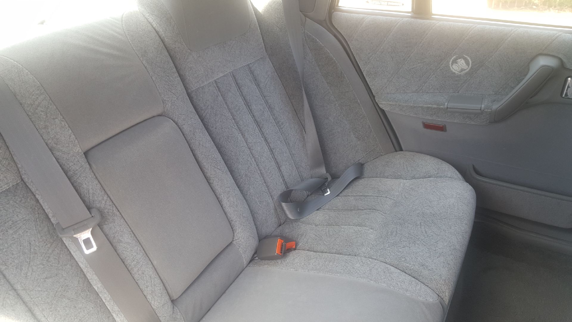 1998 HOLDEN STATESMAN VS SEDAN 